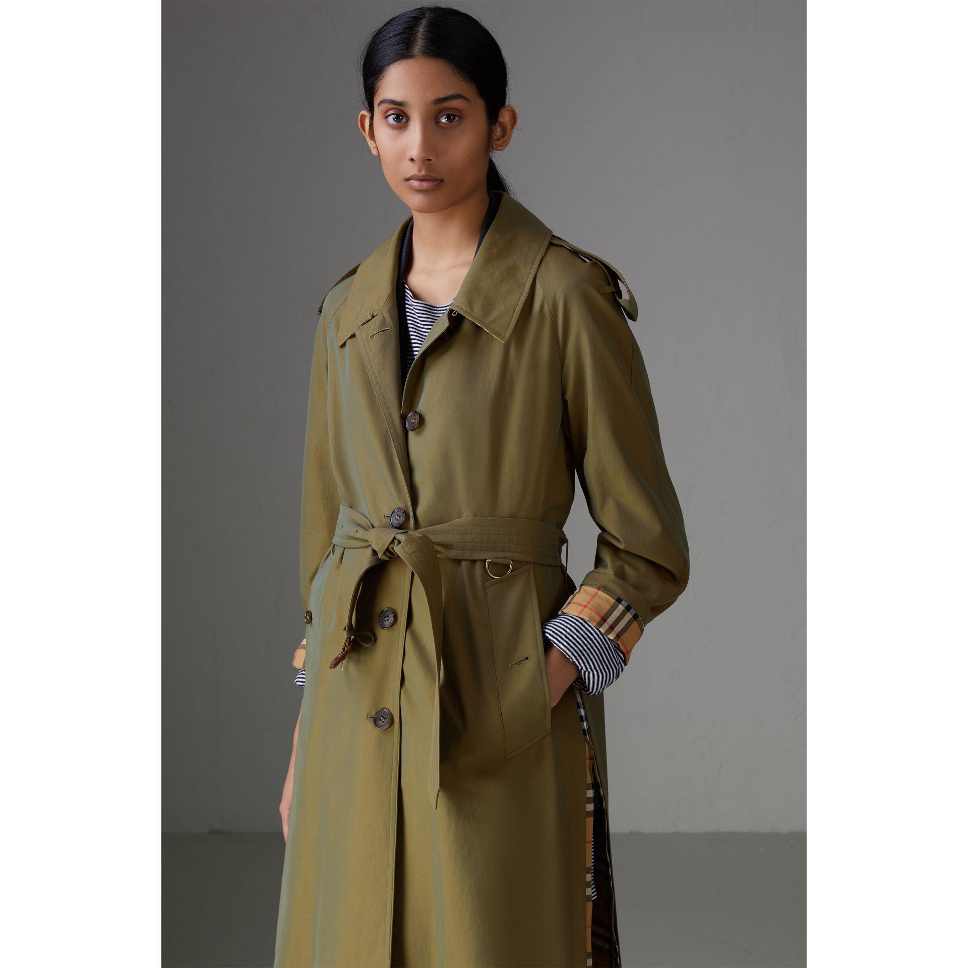Burberry Cotton Side-slit Tropical Gabardine Trench Coat in Bright Olive  (Green) - Lyst