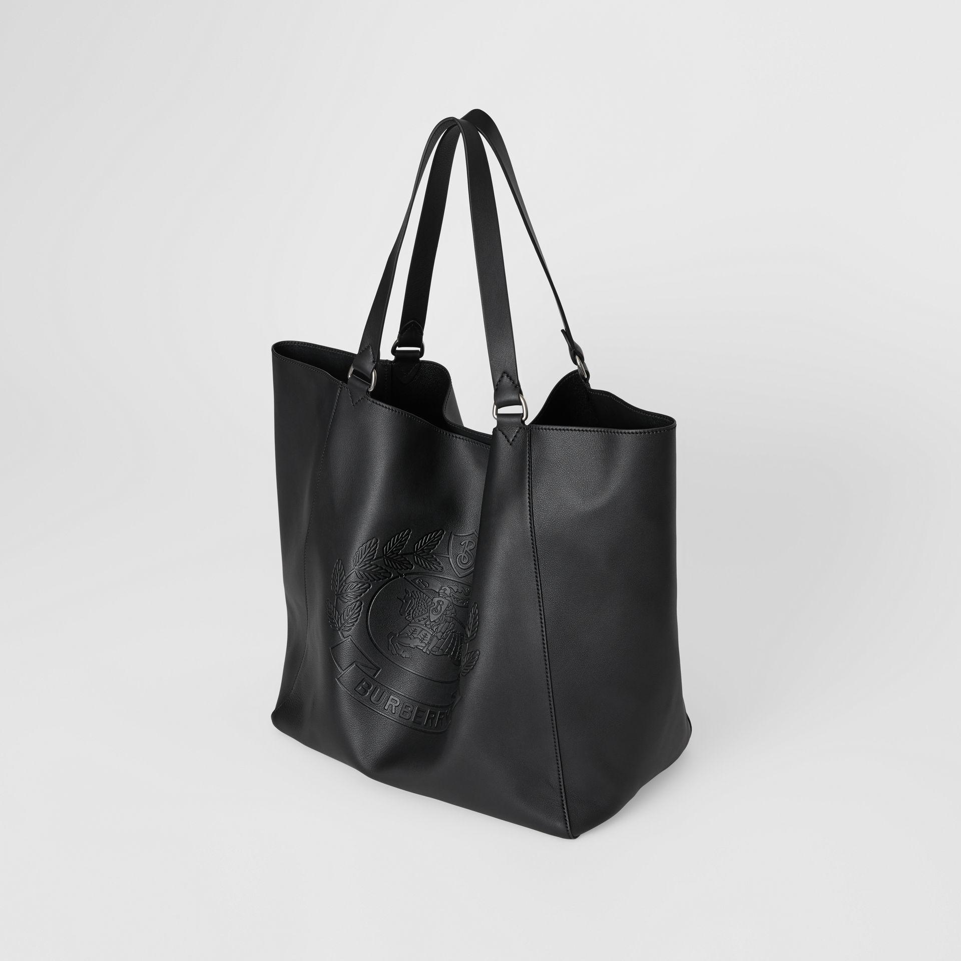 Burberry Large Embossed Crest Bonded Leather Tote in Black for Men | Lyst UK