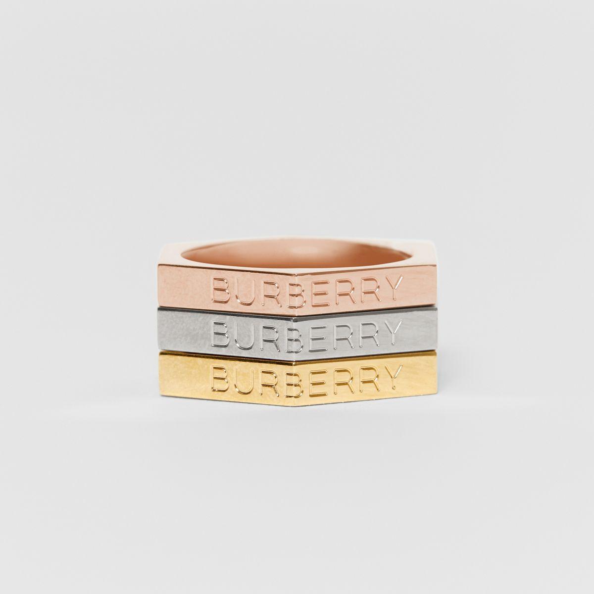 ring burberry