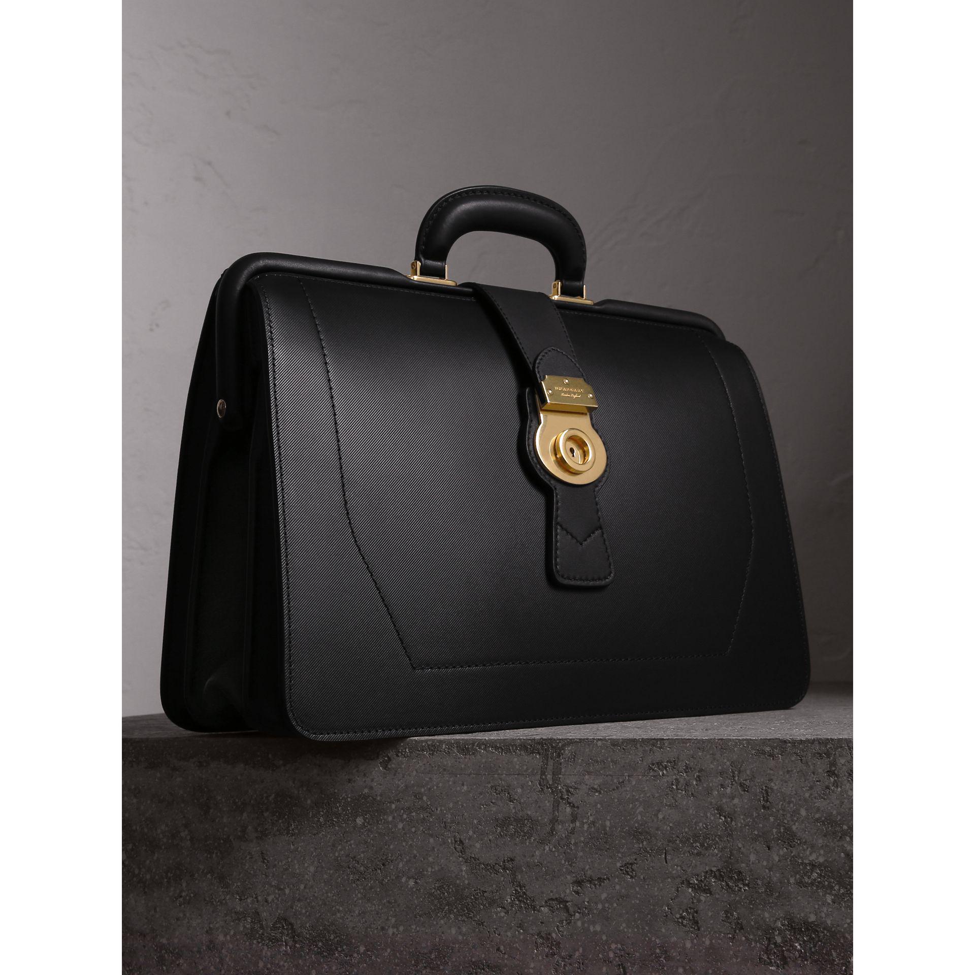 Burberry Leather The Dk88 Doctor's Bag in Black/Black (Black) for Men - Lyst