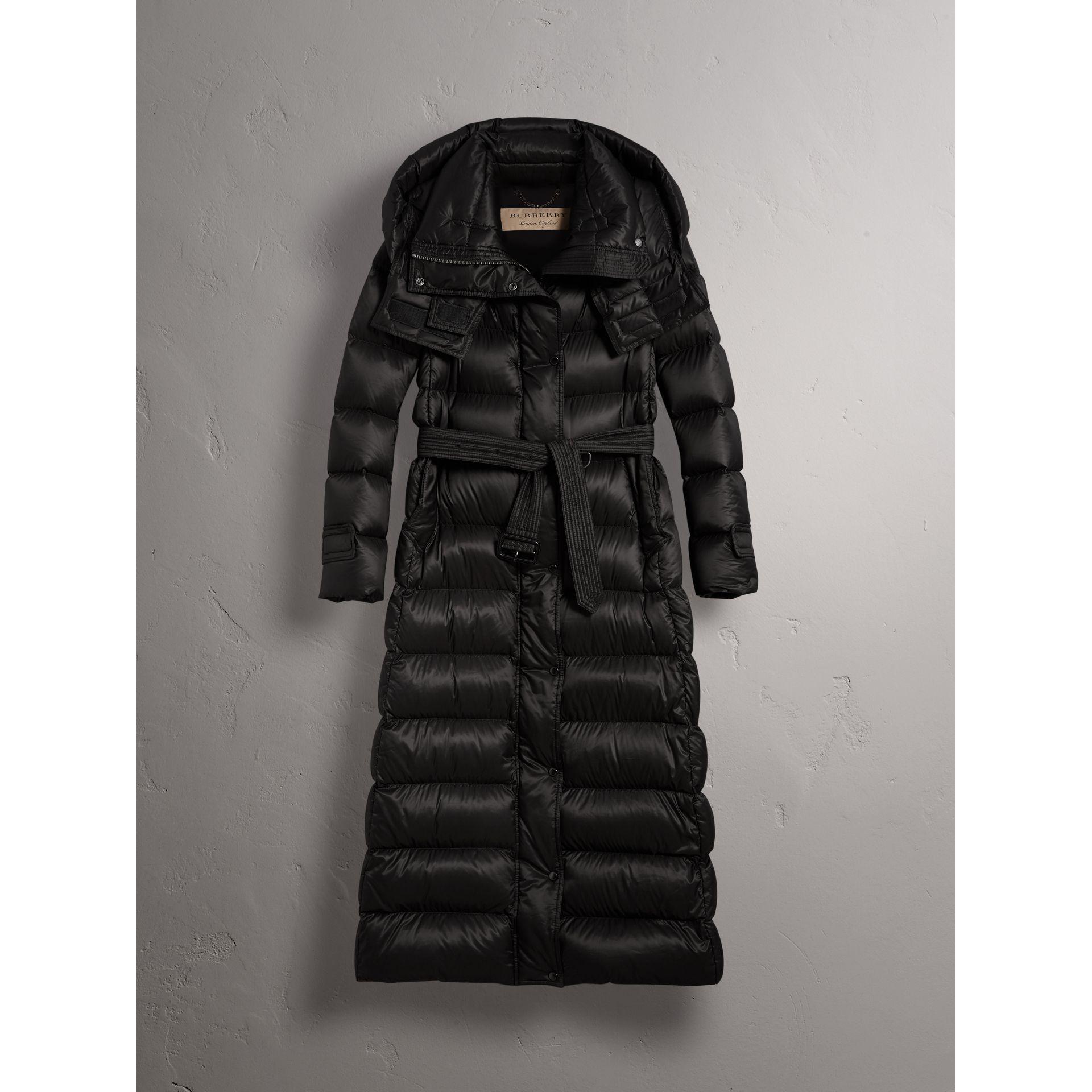 Burberry Detachable Hood Long Down-filled Puffer Coat in Black - Lyst
