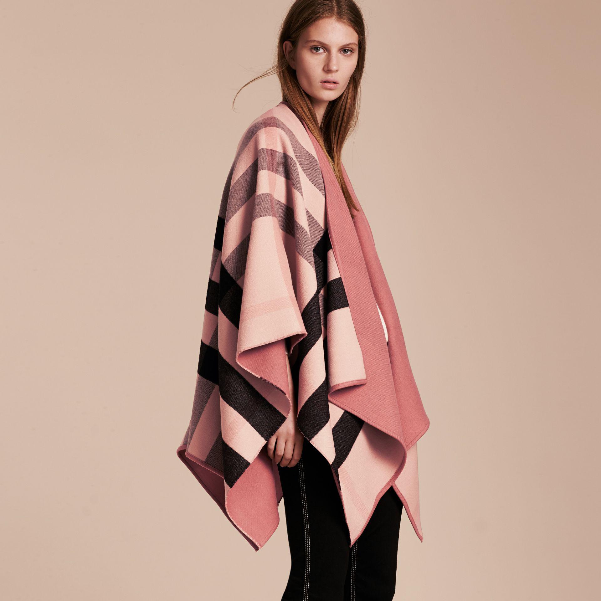 Burberry Reversible Check Merino Wool Poncho in Pink | Lyst