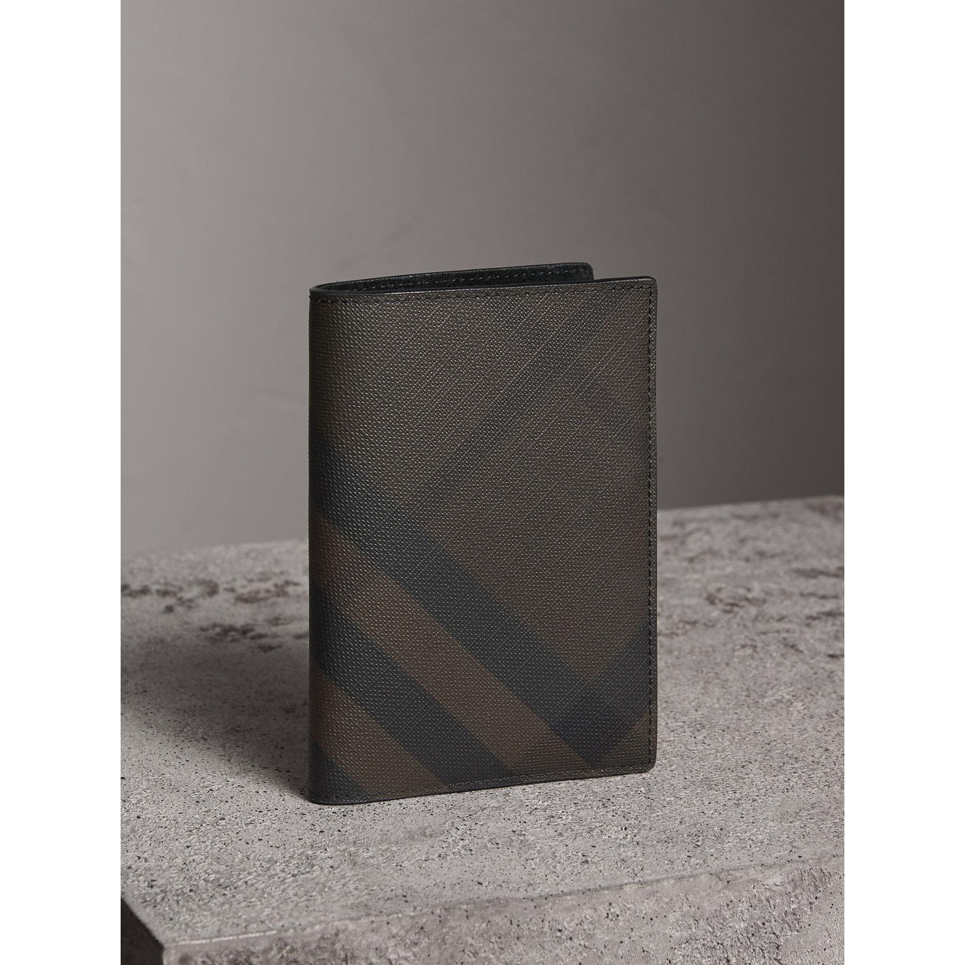 Burberry London Check And Leather Passport Holder Chocolate/black in Brown  for Men | Lyst