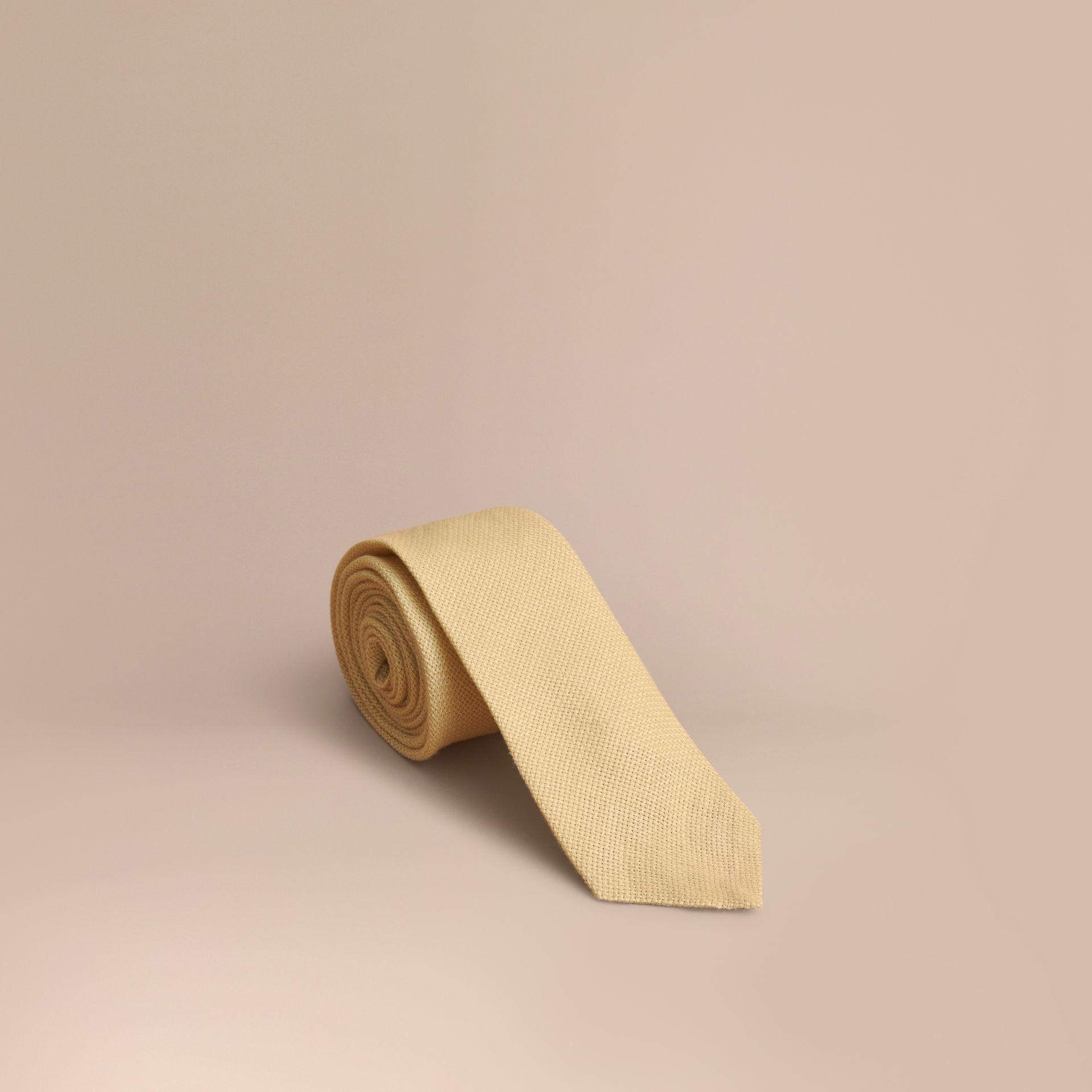 burberry tie yellow