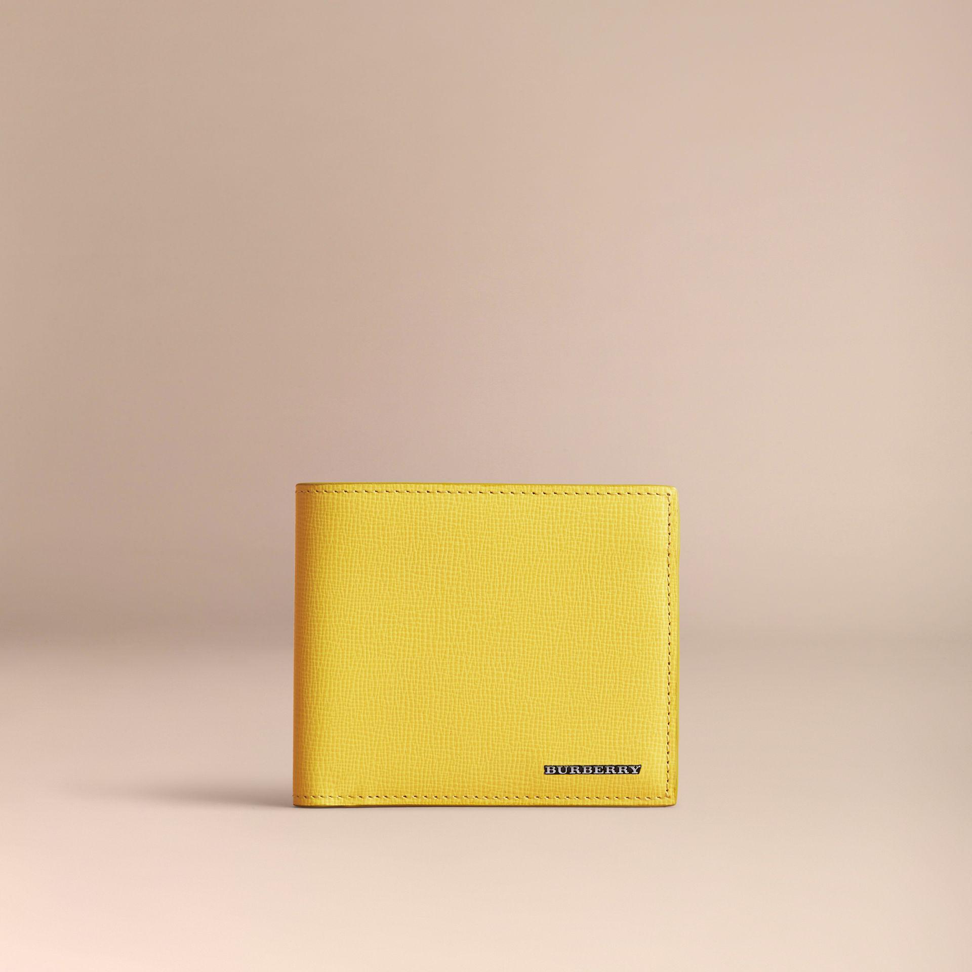 burberry wallet yellow