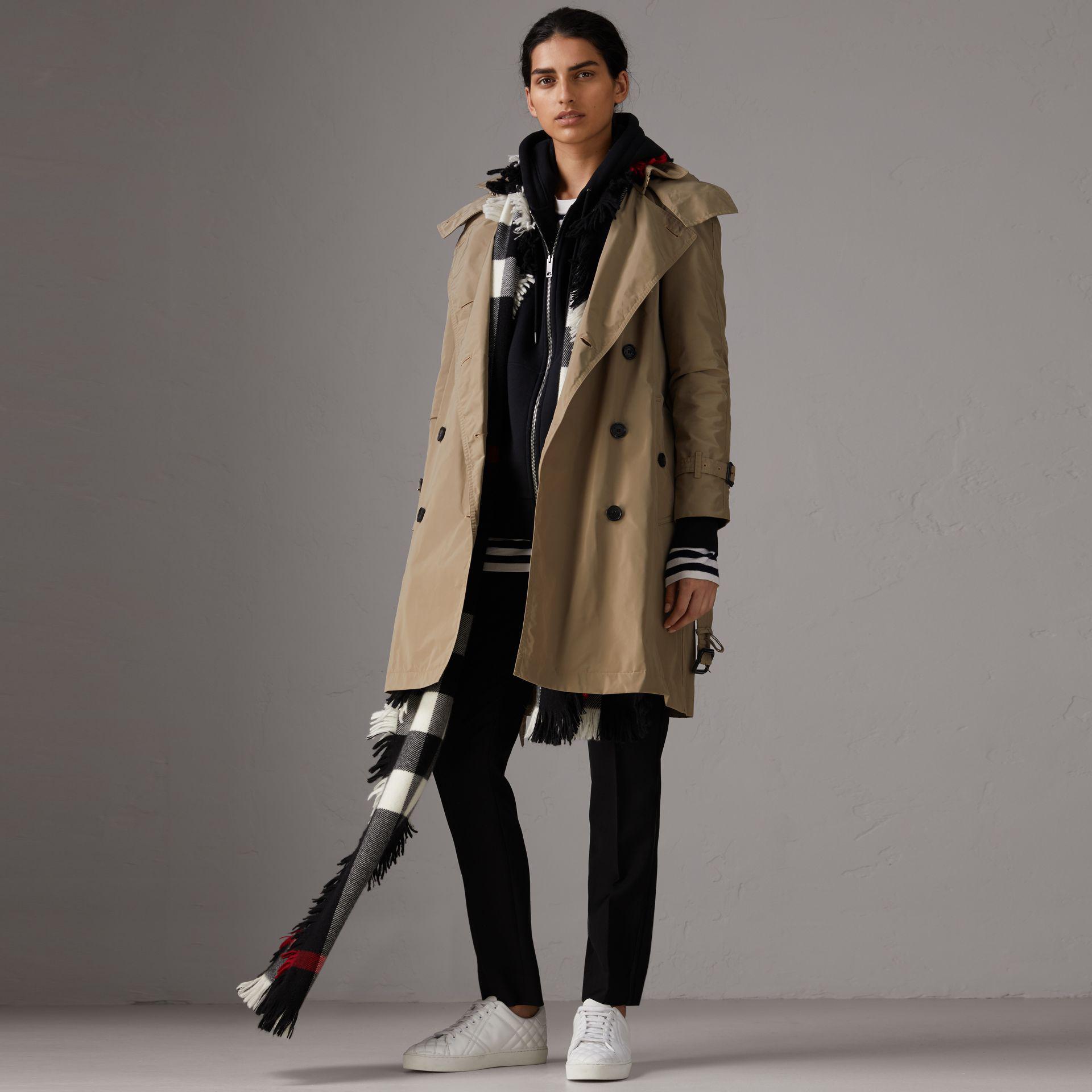 Burberry Detachable Hood Shape-memory Taffeta Trench Coat | Lyst Canada