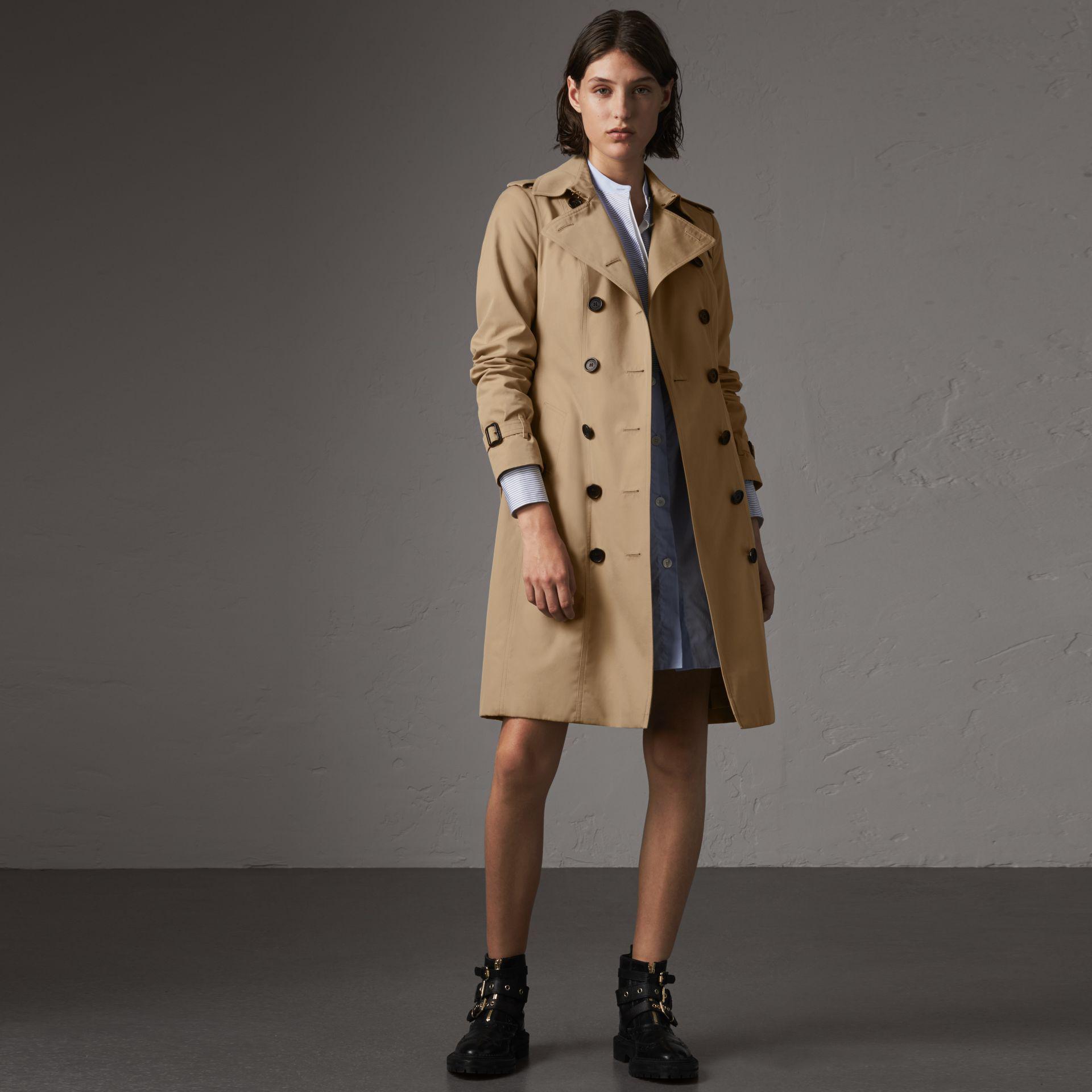 Burberry Cotton The Sandringham – Long Heritage Trench Coat Honey in  Natural - Lyst