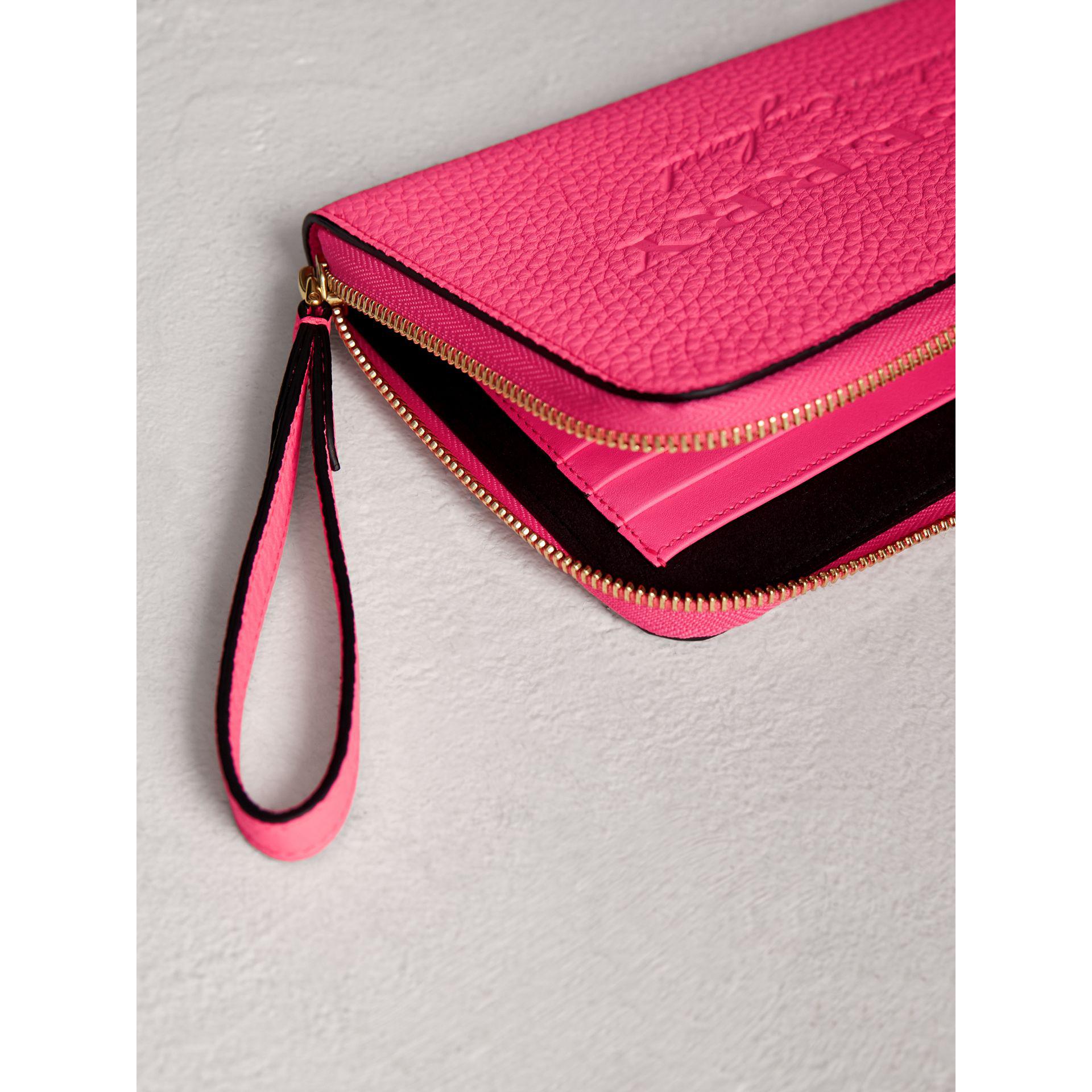 Leather card wallet Burberry Pink in Leather - 33816072