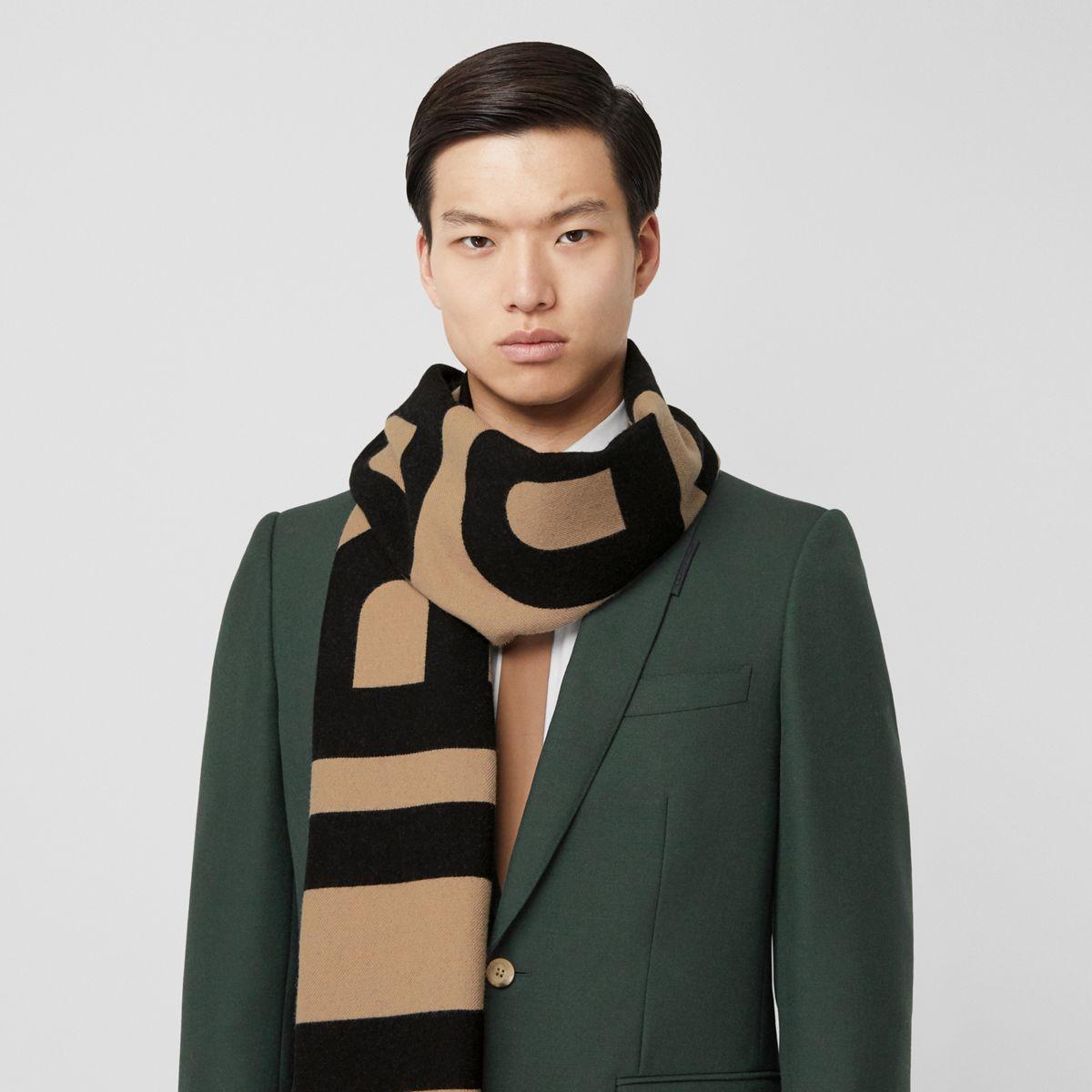 burberry logo jacquard scarf