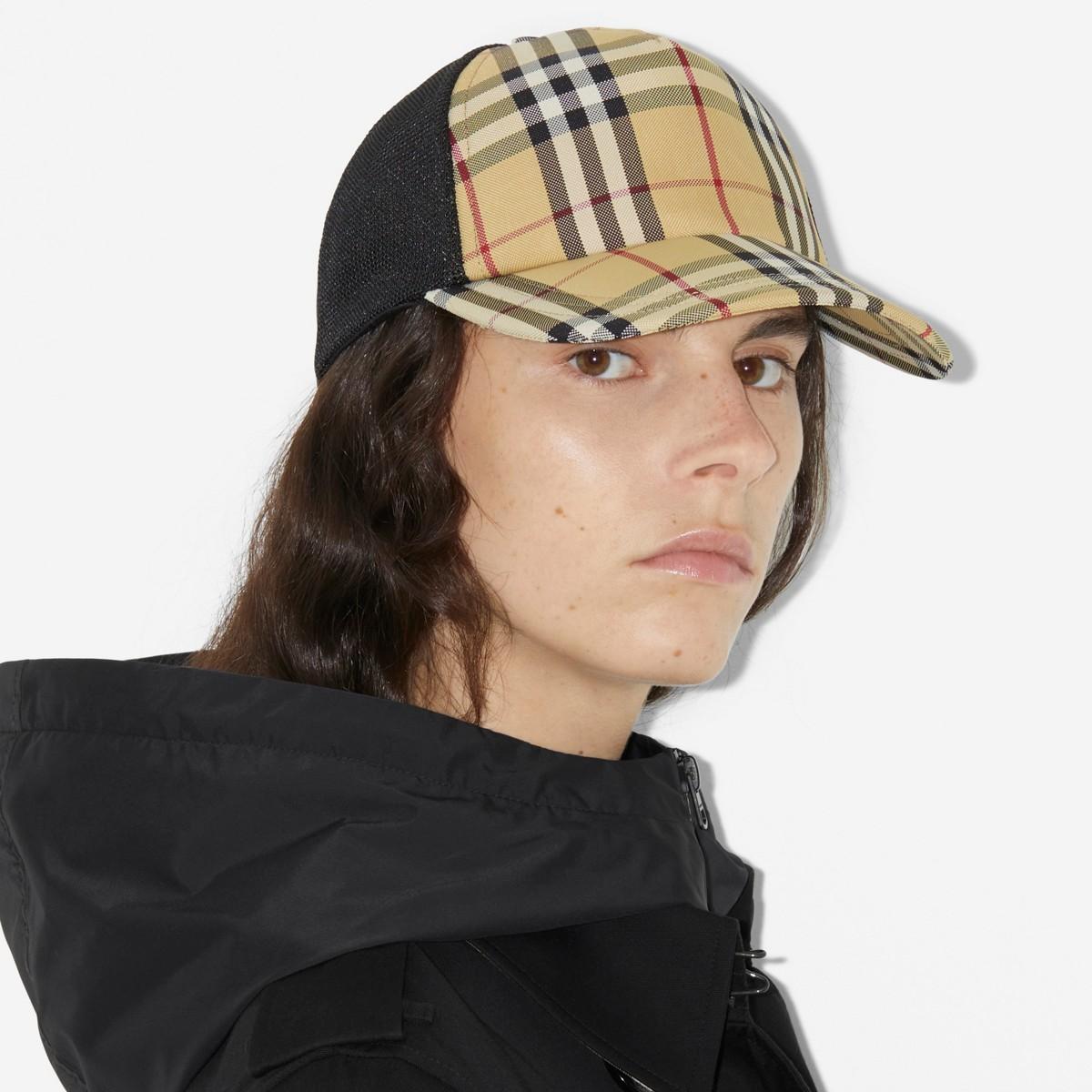 BURBERRY BASEBALL CAP メッシュ（Burberry Beige Cotton and