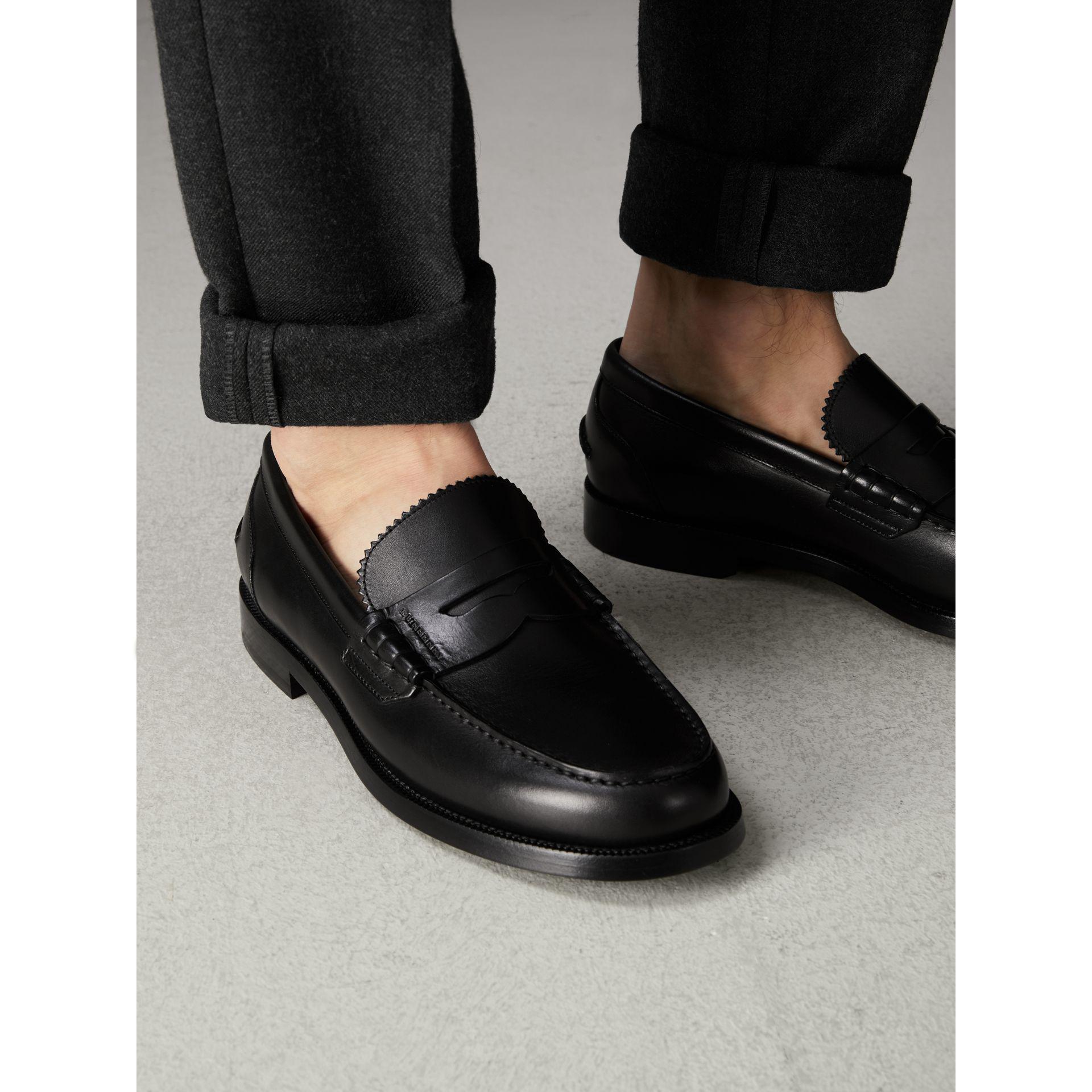 Burberry Leather Penny Loafers in Black for Men - Lyst