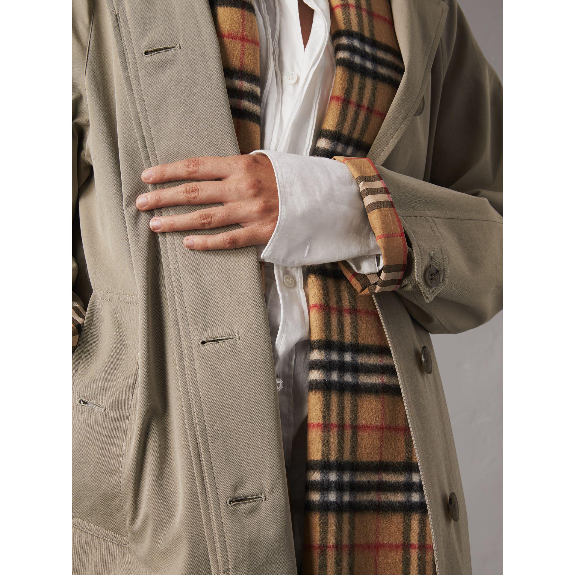burberry camden car coat sandstone