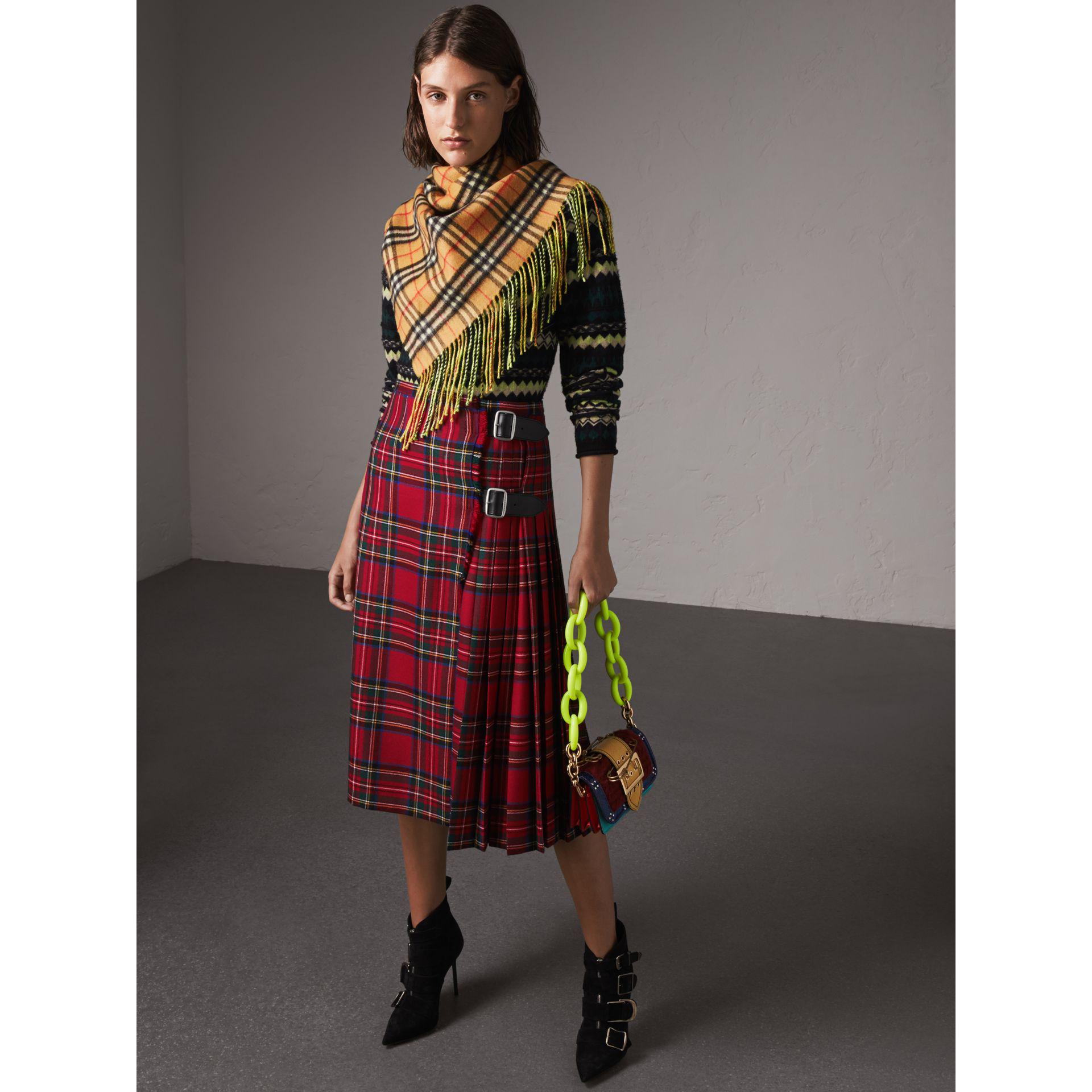 the burberry bandana in vintage check cashmere