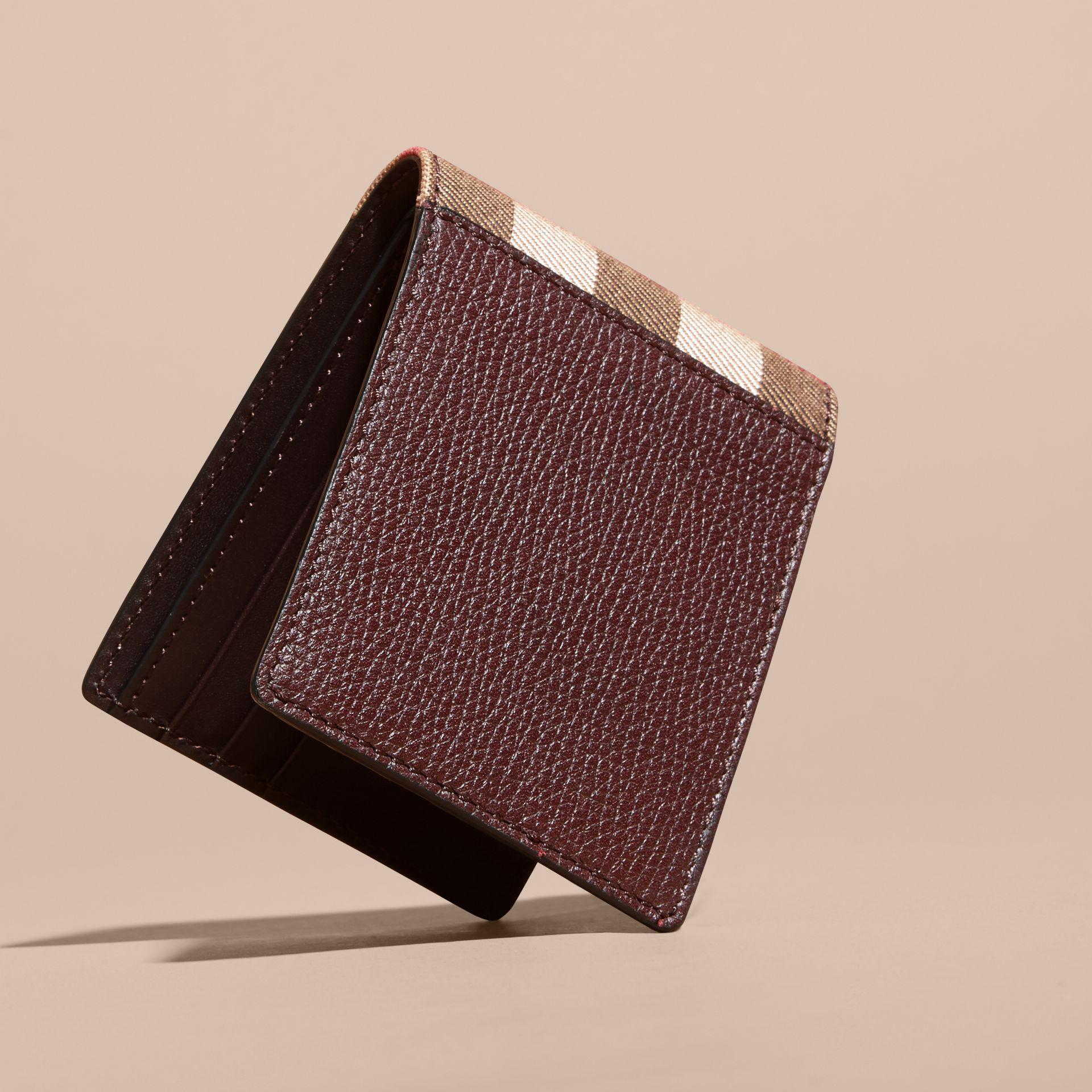 burberry grainy leather bifold wallet