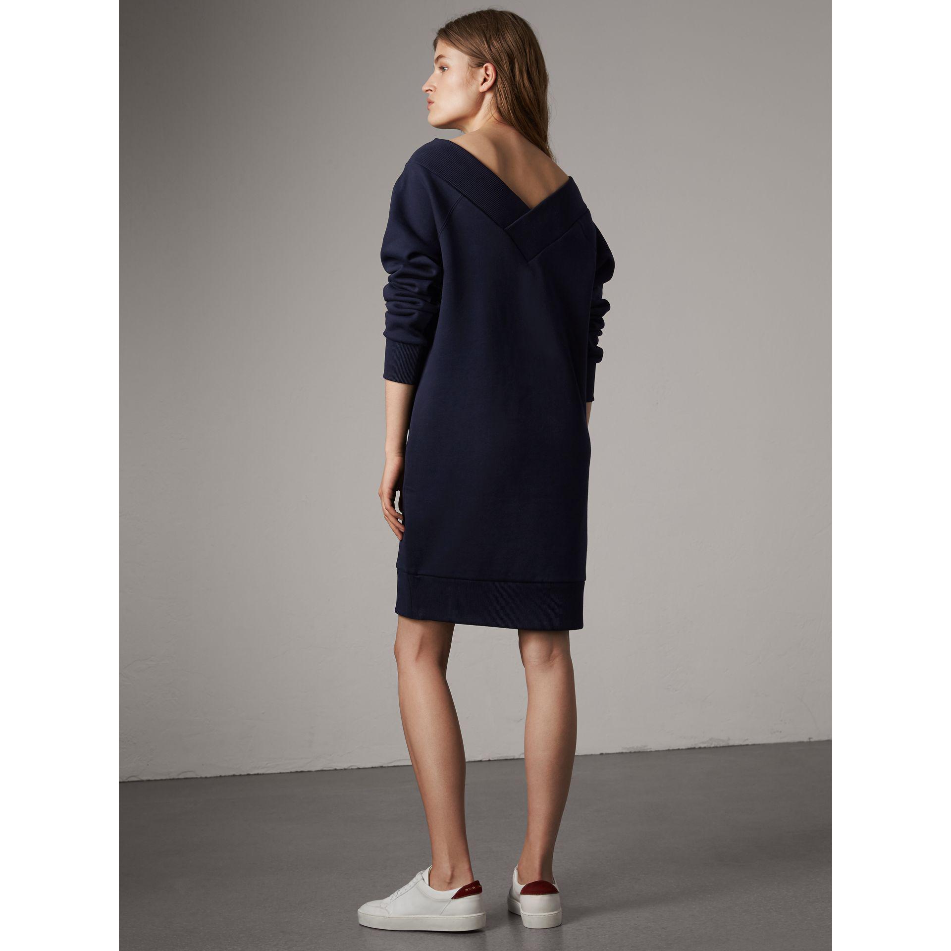 Burberry sweatshirt hotsell dress