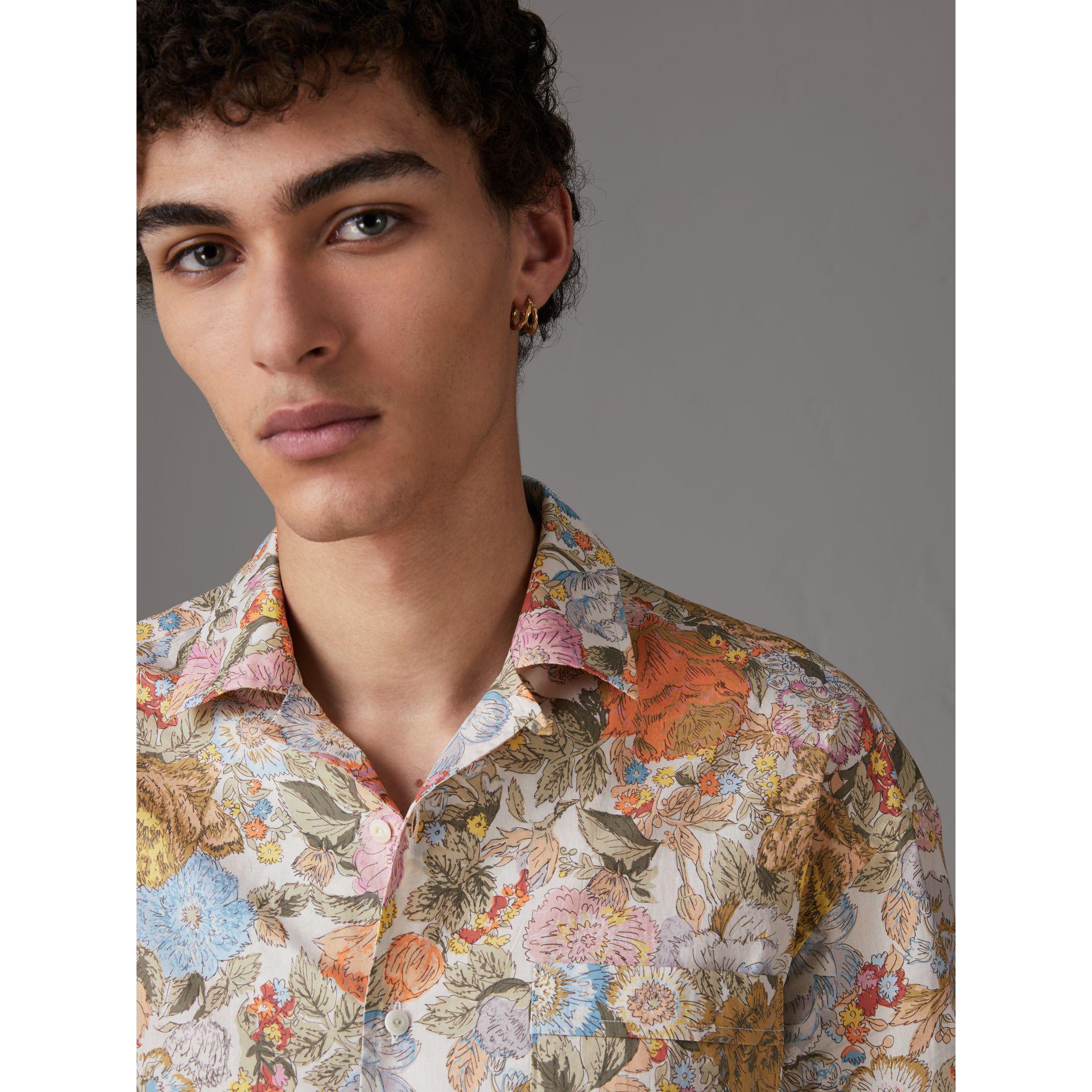 Burberry Short-sleeve Floral Print Cotton Shirt for Men | Lyst