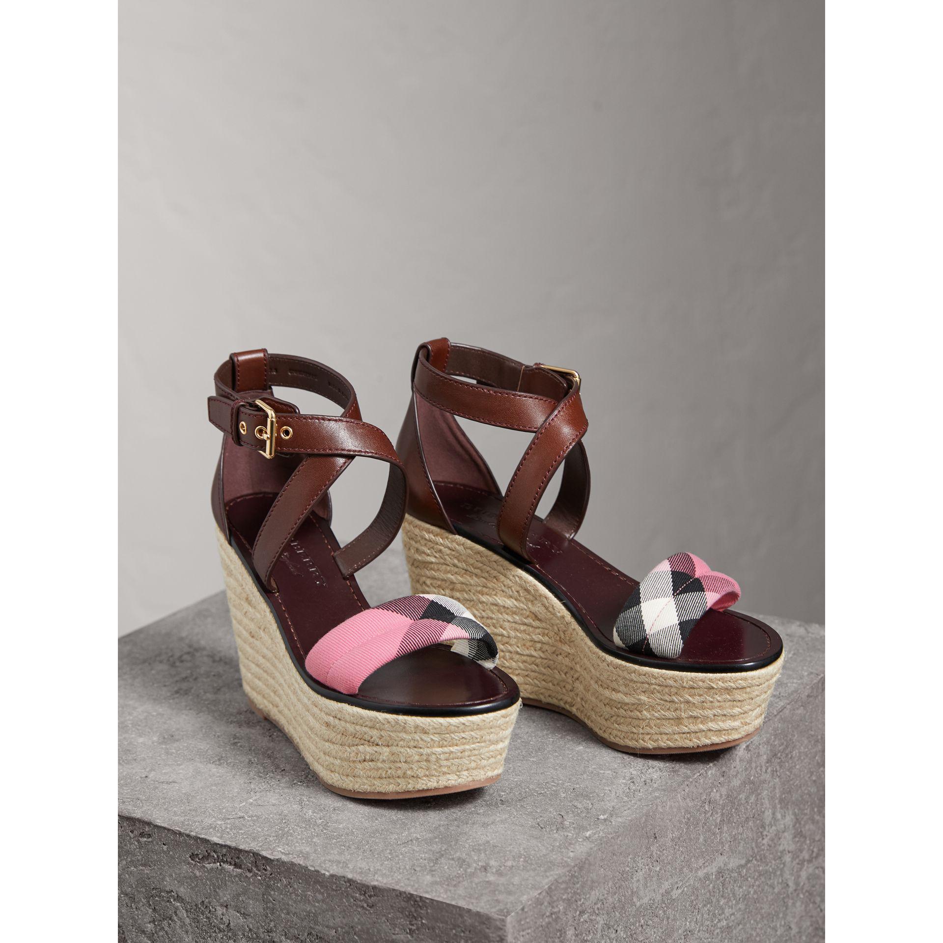 cerise pink wedge shoes
