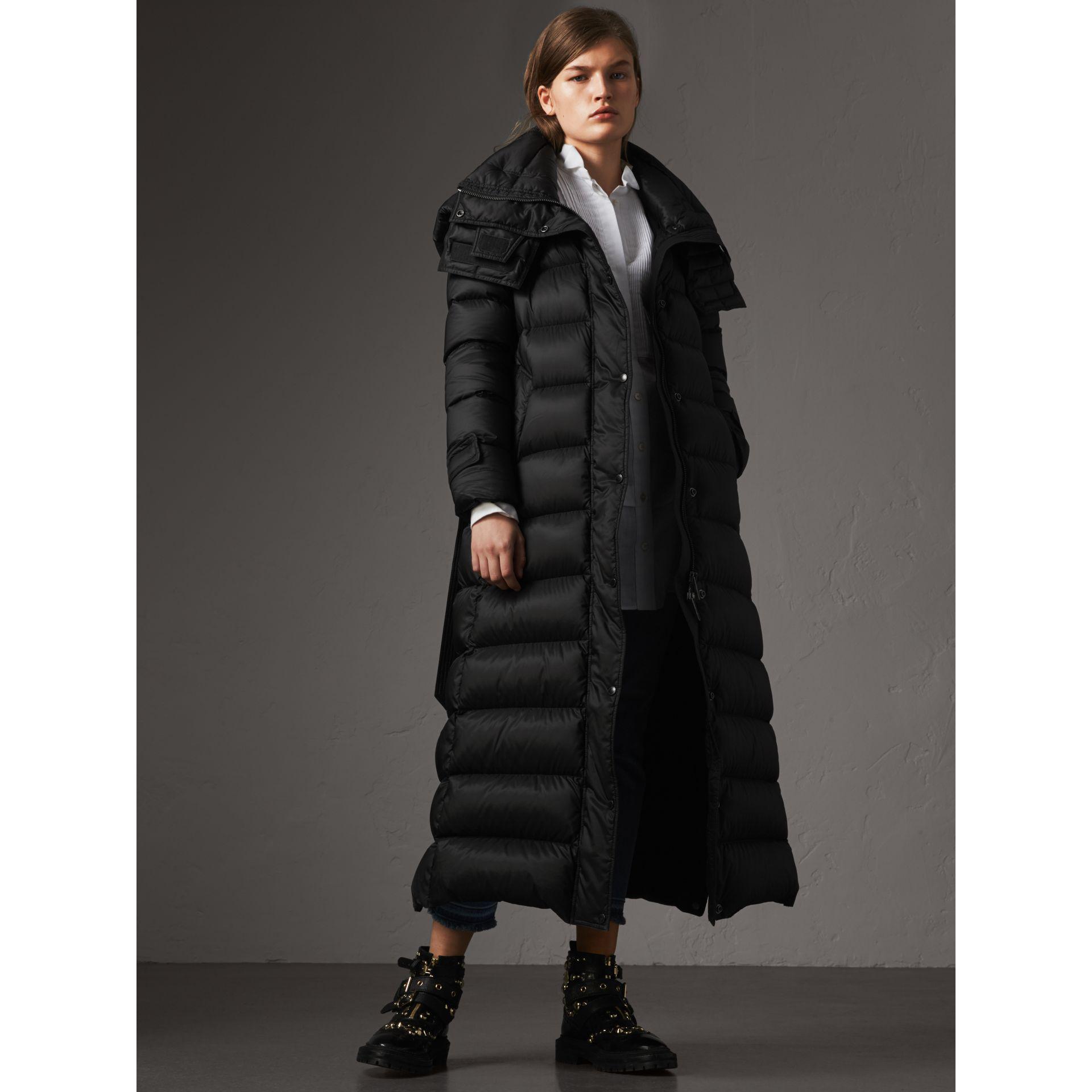 Burberry Detachable Hood Long Down-filled Puffer Coat in Black | Lyst