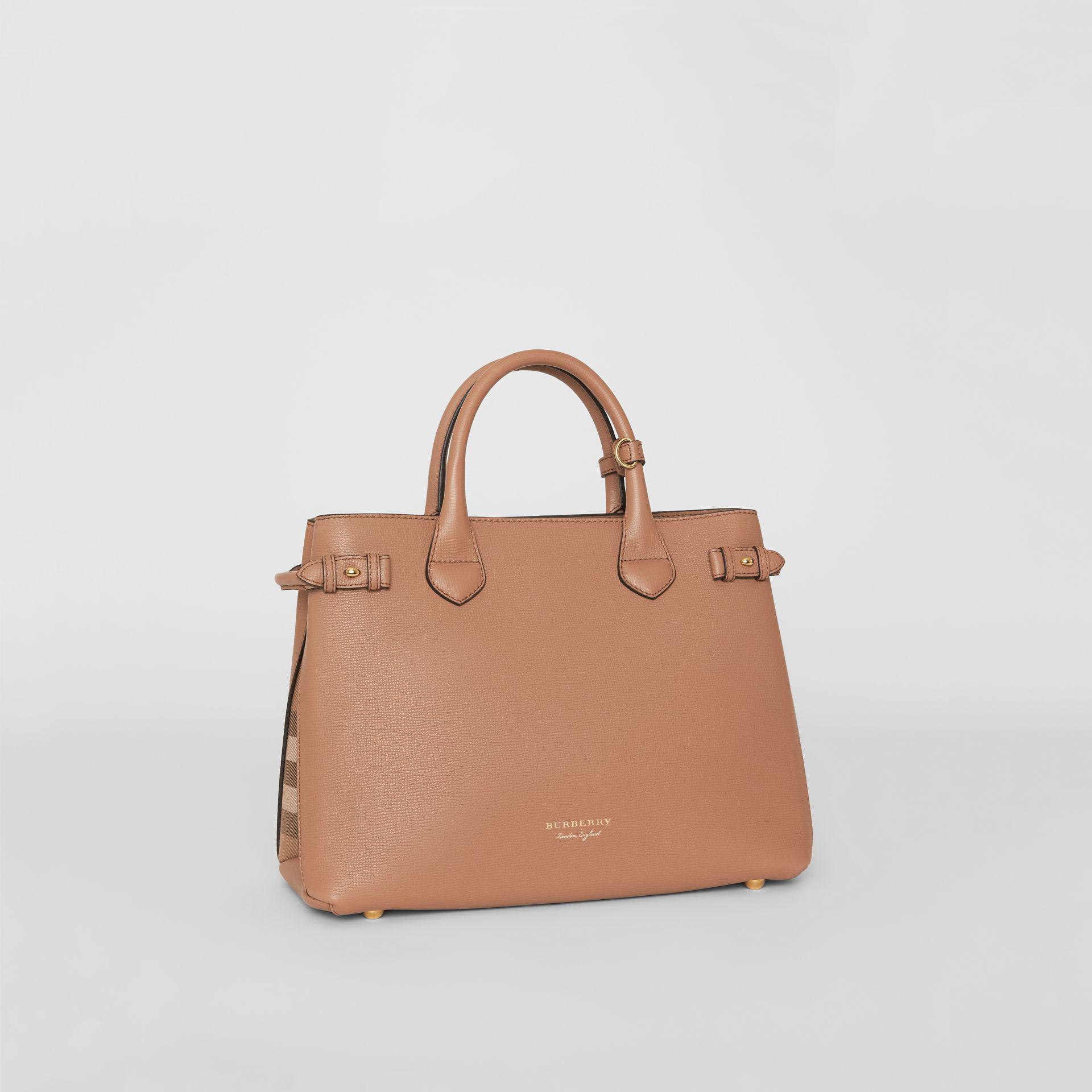 Burberry The Medium Banner In Leather And House Check Dark Sand | Lyst