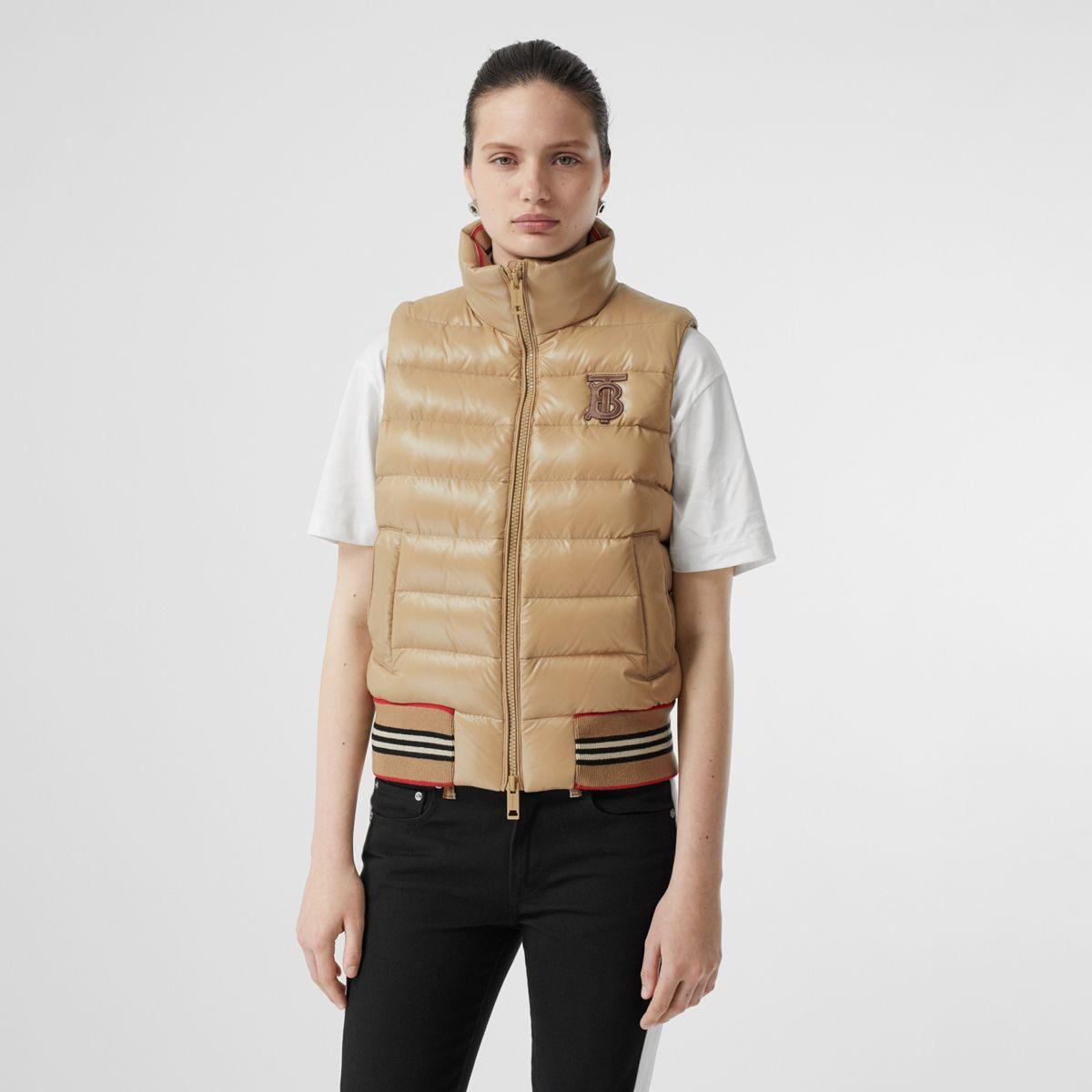 detachable sleeve icon stripe detail puffer jacket