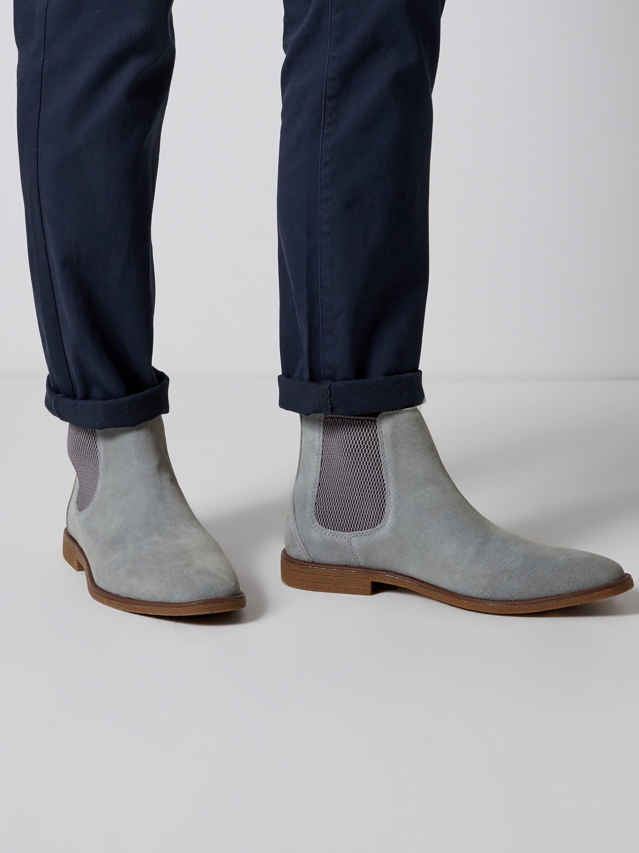 burton chelsea boots
