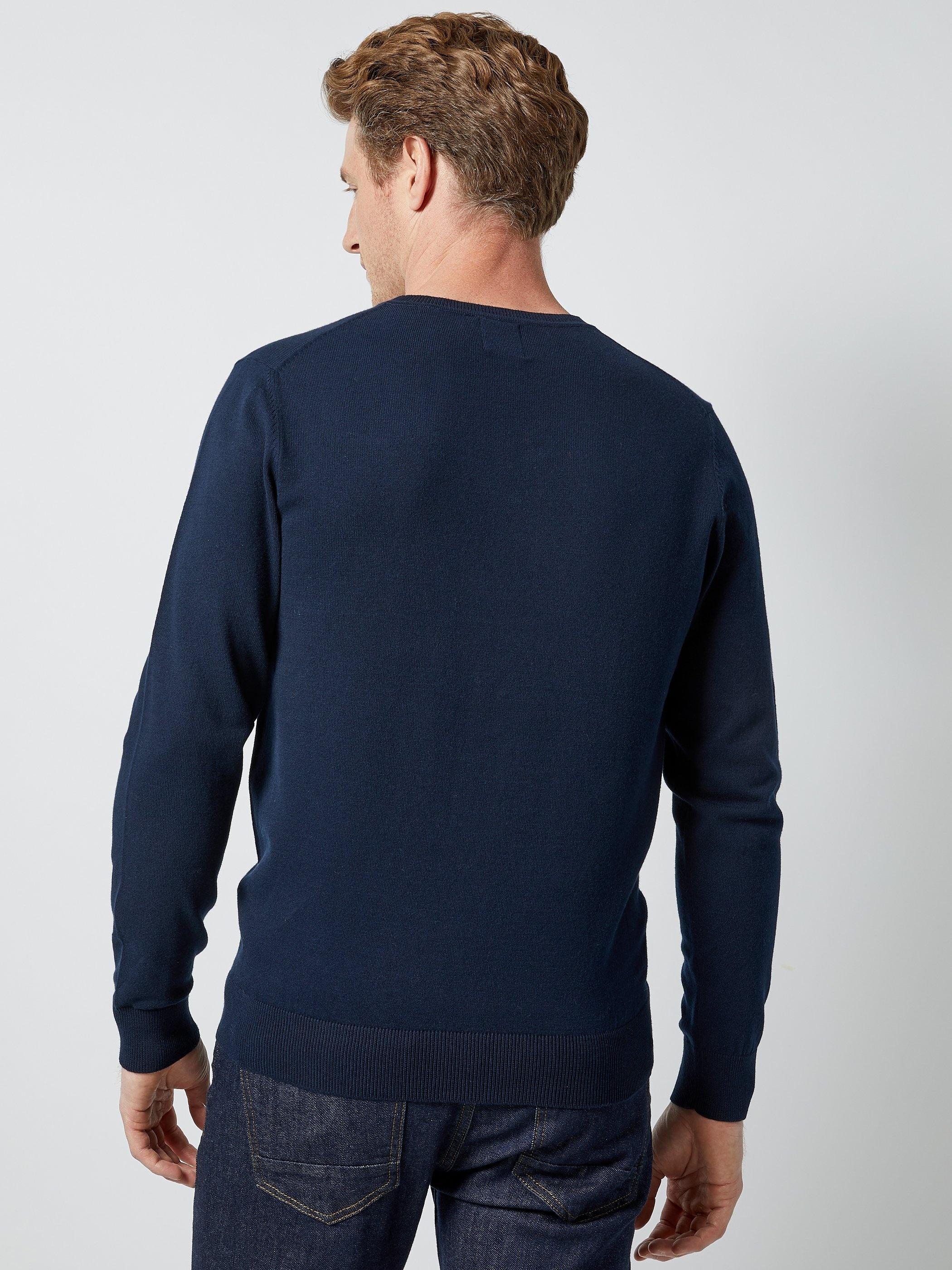 burton v neck jumper