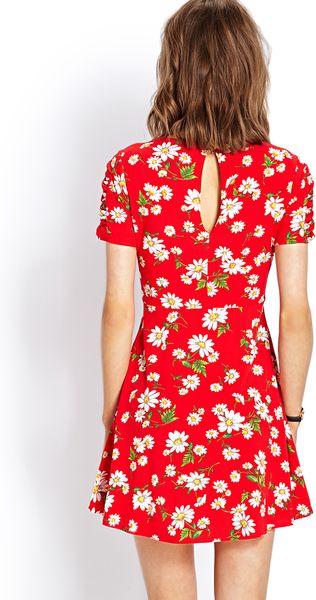 Forever 21 Retro Daisy Dress in Floral (REDIVORY)