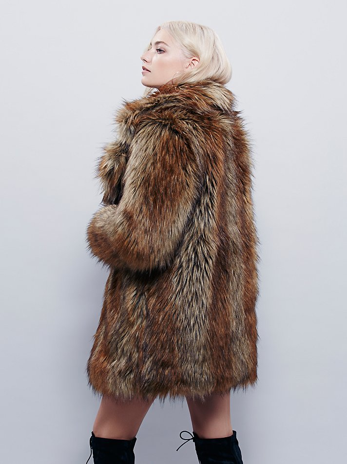 Free People Womens Shaggy Faux Fox Fur Co in Brown - Lyst