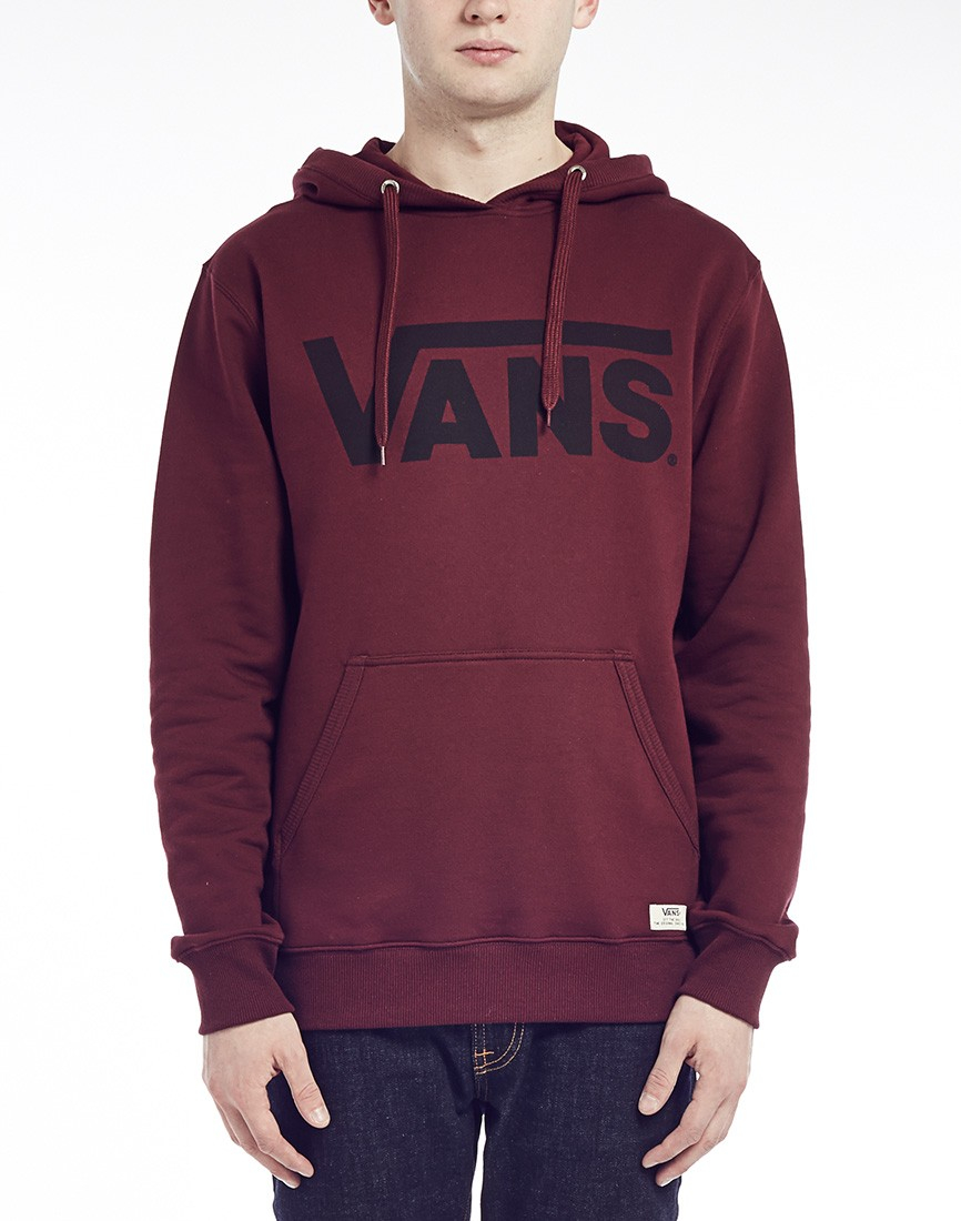 Topman is a fashion business that is dedicated to menswear. Its products include casual wear, suits and formal wear, shoes and accessories such as bags, hats, scarves and sunglasses.