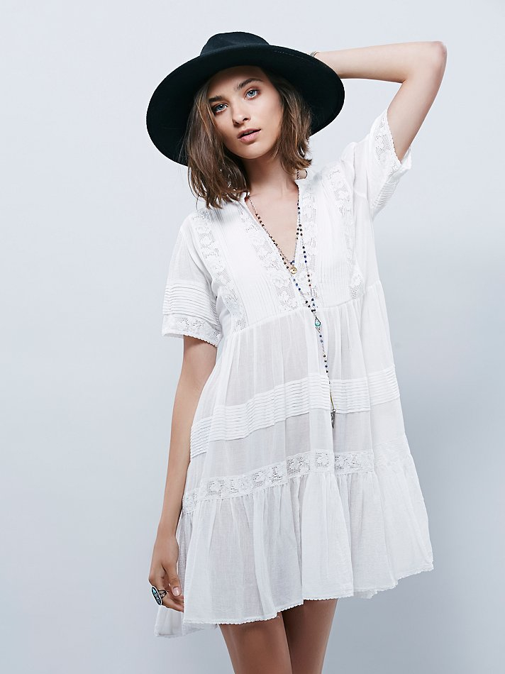white peasant dress short