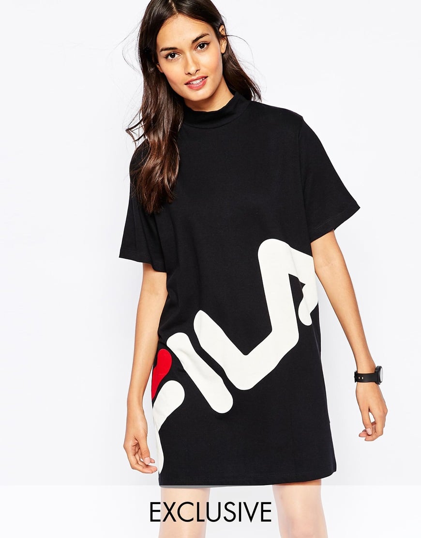 Volg ons uitbreiden toewijding Fila High Neck T-shirt Dress With Large Front Logo in Black | Lyst