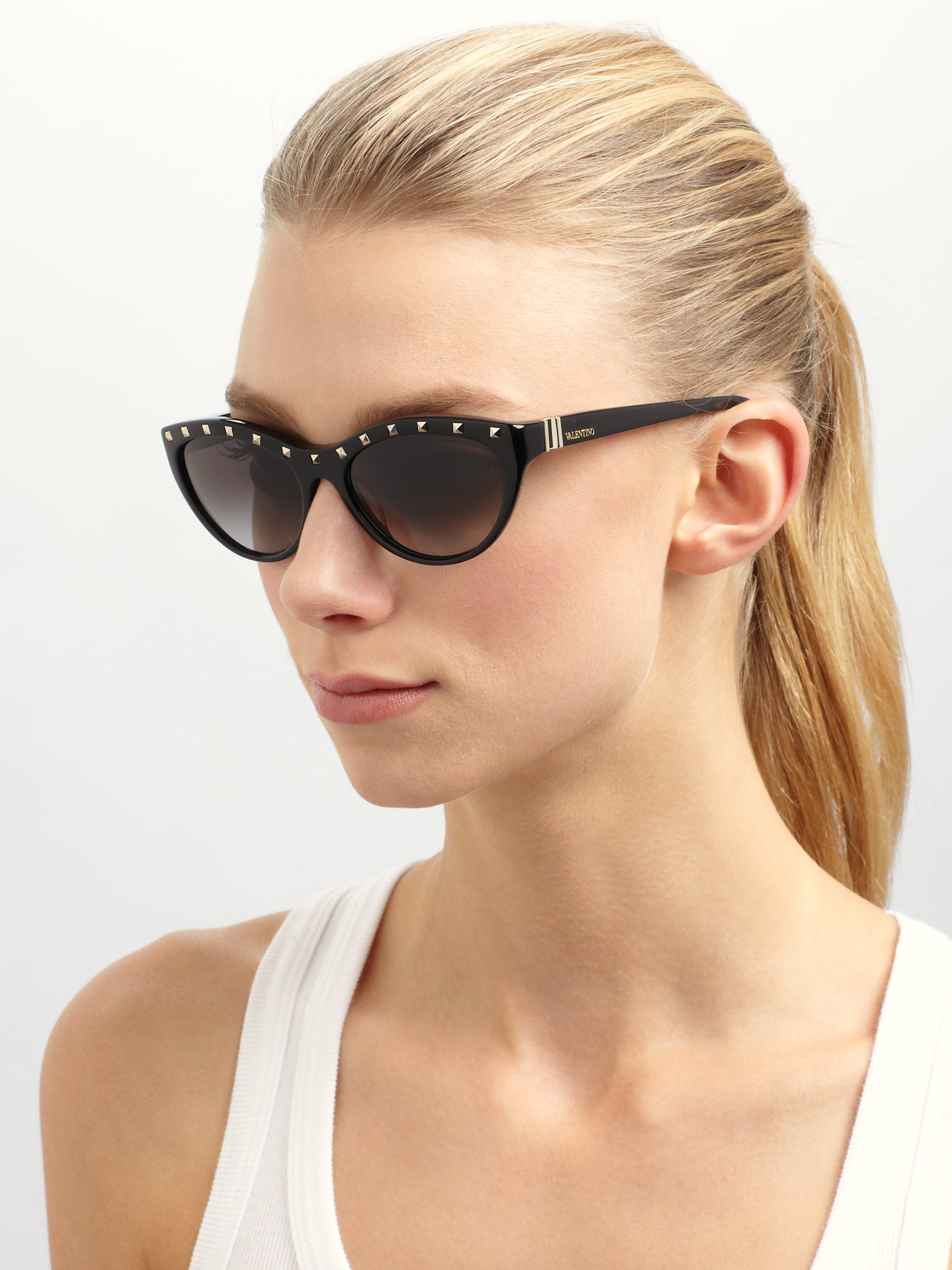 Valentino Rockstud Catseye Sunglasses in Black - Lyst