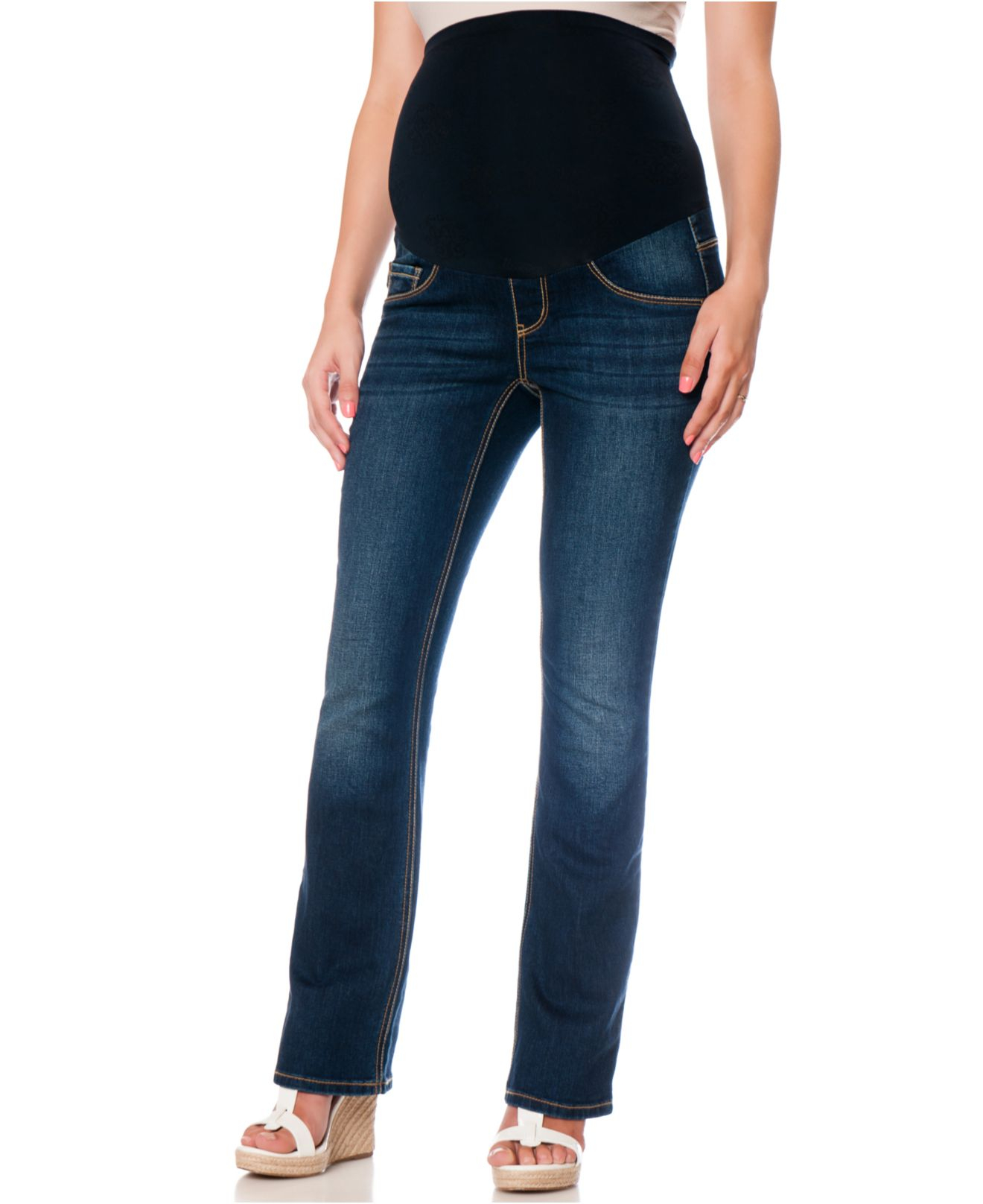 All Listings Old Navy has a collection of petite maternity that provides a stylish look and a comfortable fit. Choose from petite maternity in a wide selection of fabulous styles and colors.