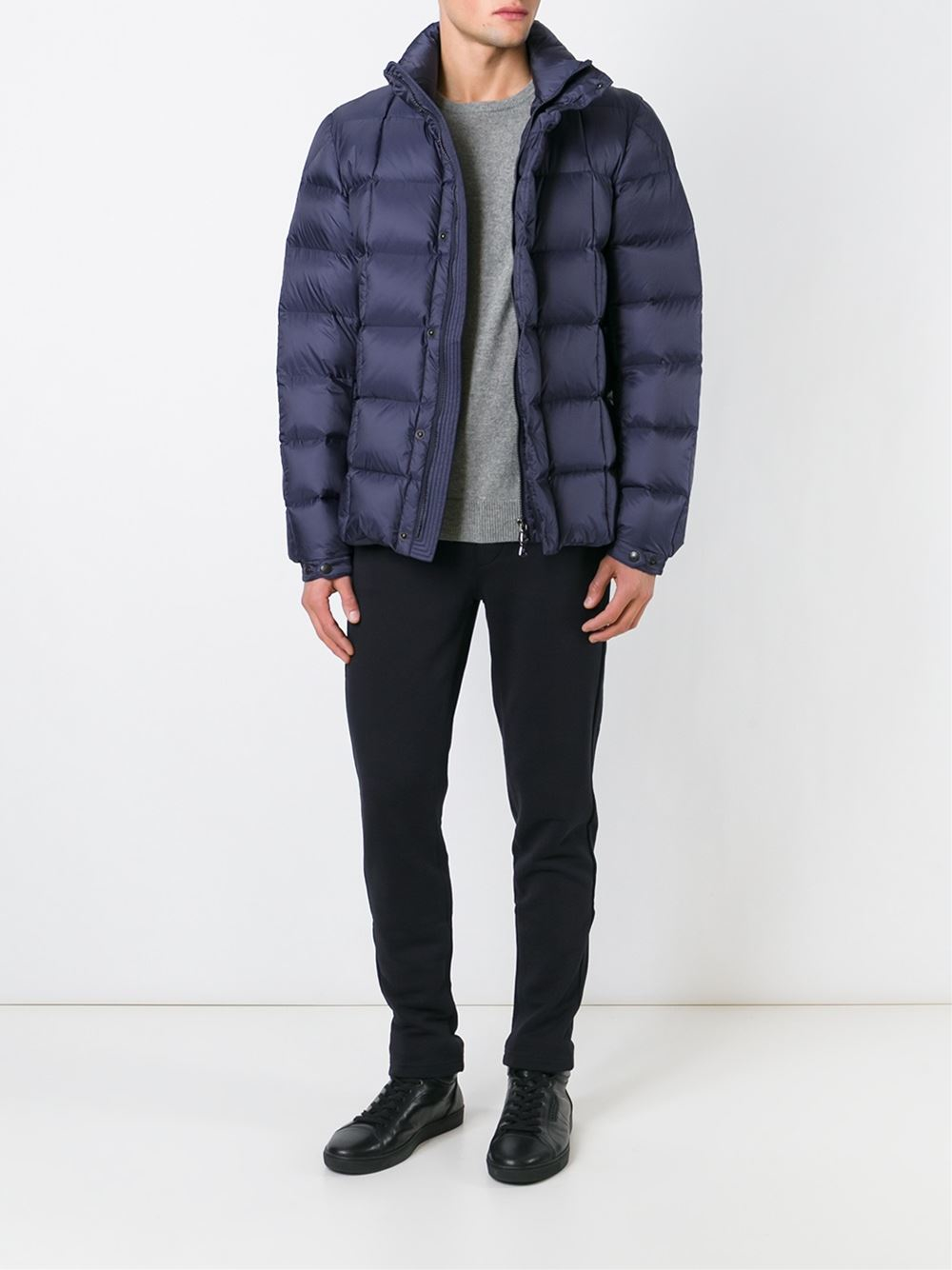 Moncler Classic Padded Jacket in Blue 