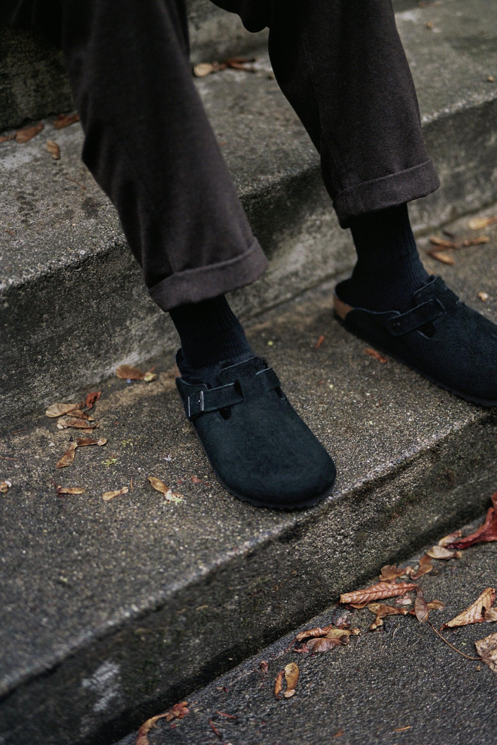 Birkenstock Boston Shearling Black Suede for Men | Lyst