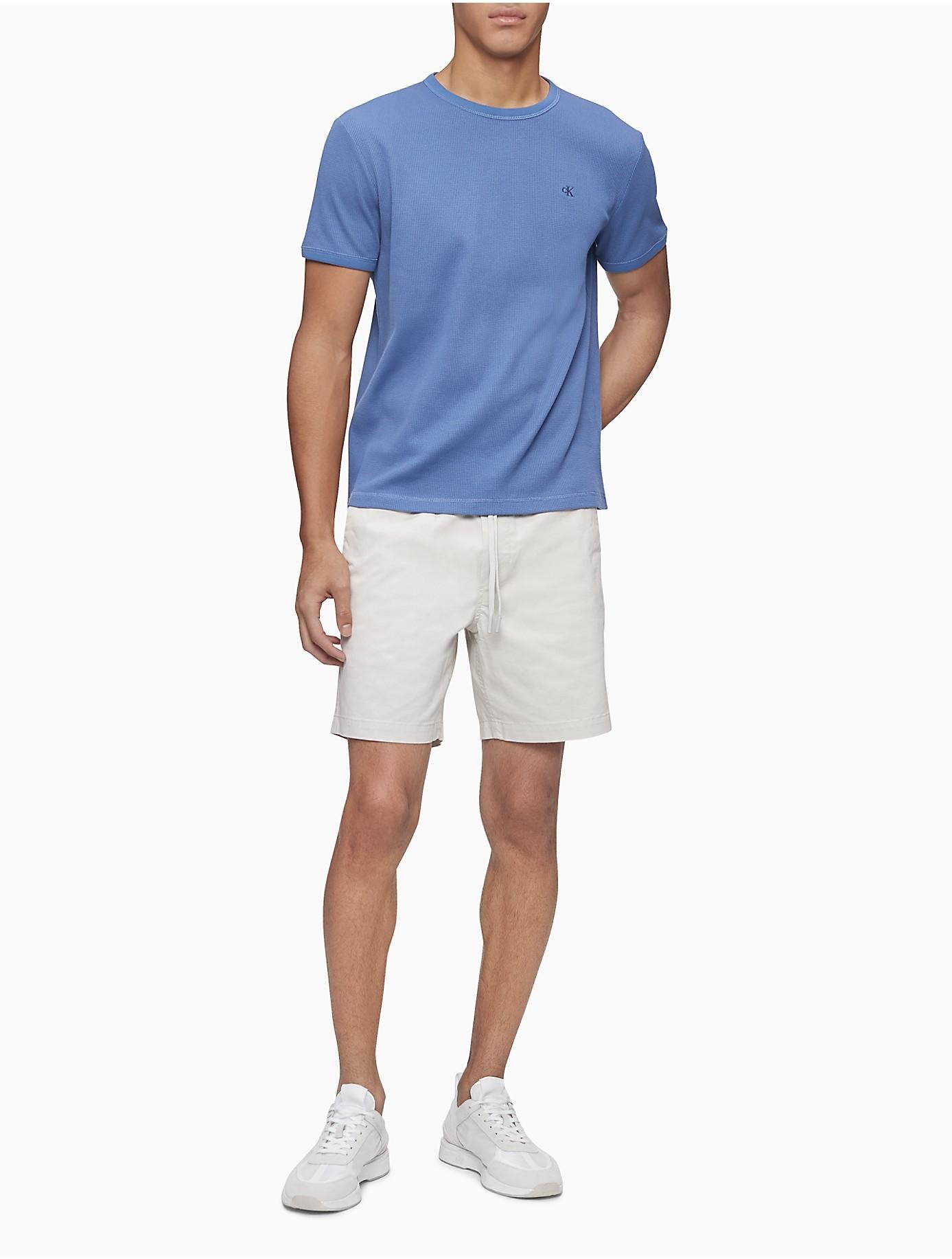 Calvin Klein Solid Straight Leg Pull-on 7" Shorts for Men | Lyst