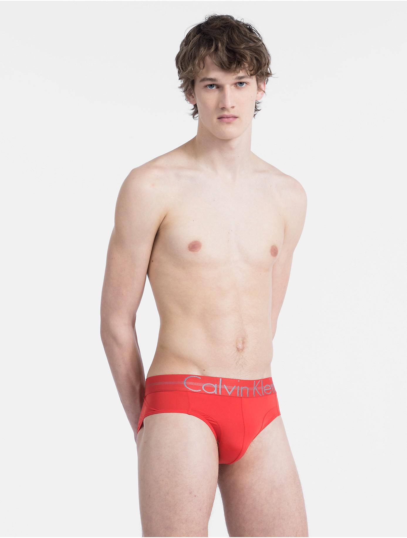focused fit micro boxer brief