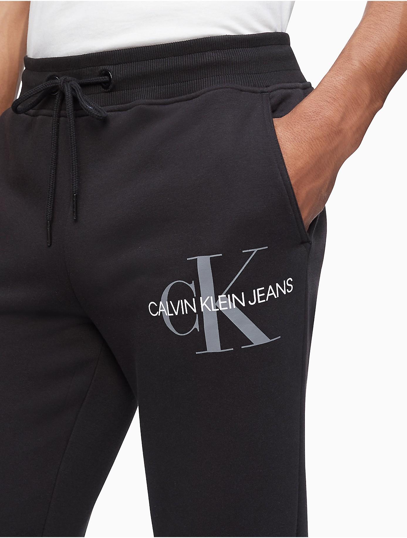 Calvin Klein Monogram Logo Fleece 