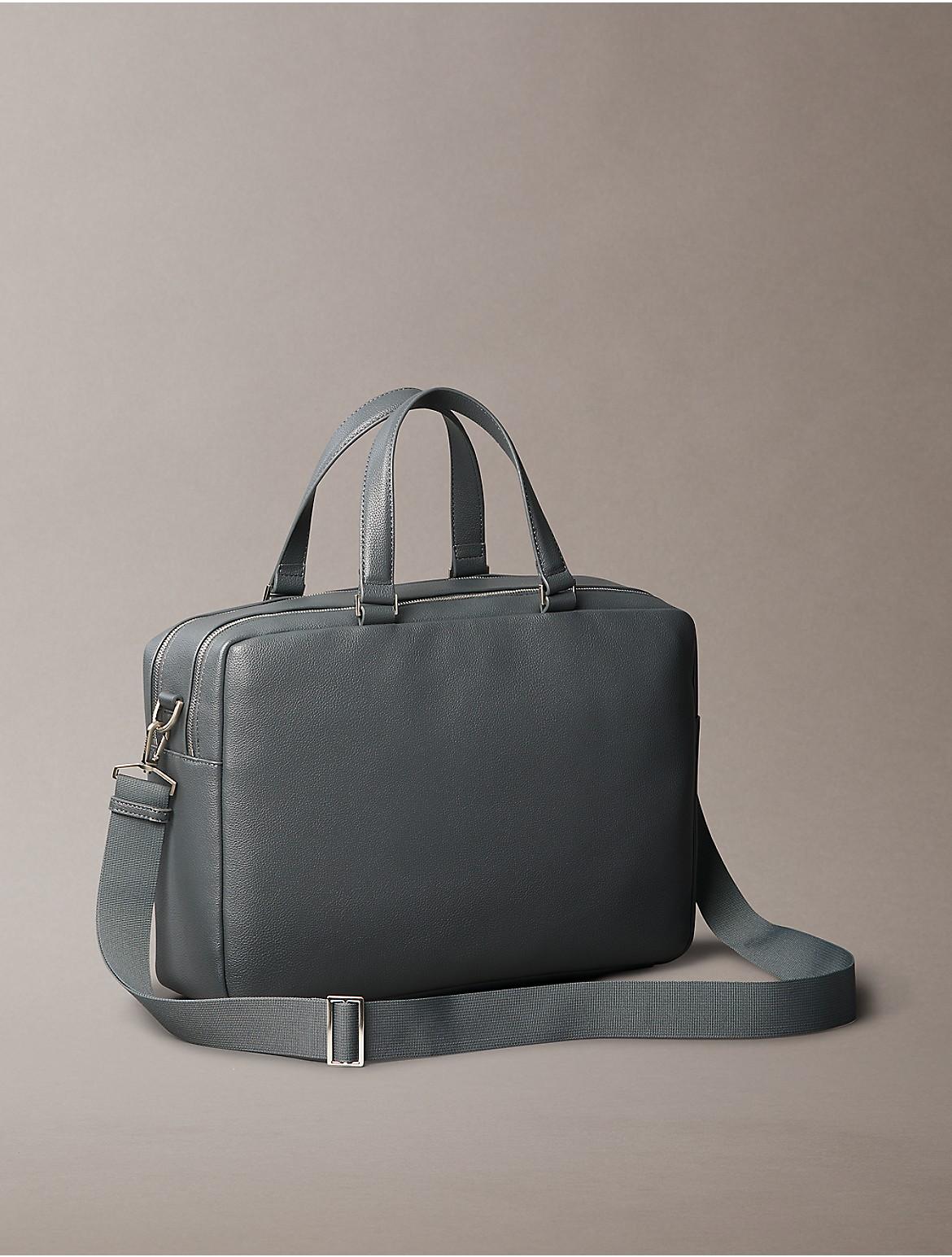 ★ ★ Men's CK Micro Pebble Messenger Bag 4D3034G Micro Pebble Messenger | black | Calvin Klein Hong Kong