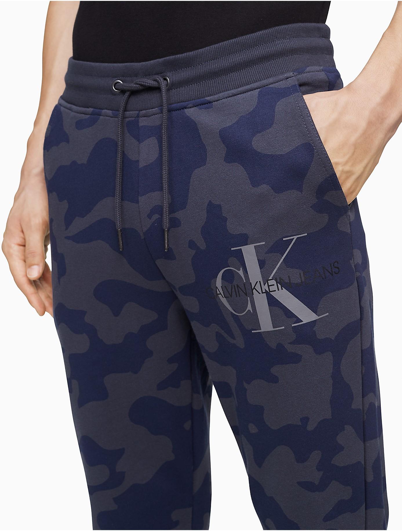 calvin klein camo leggings