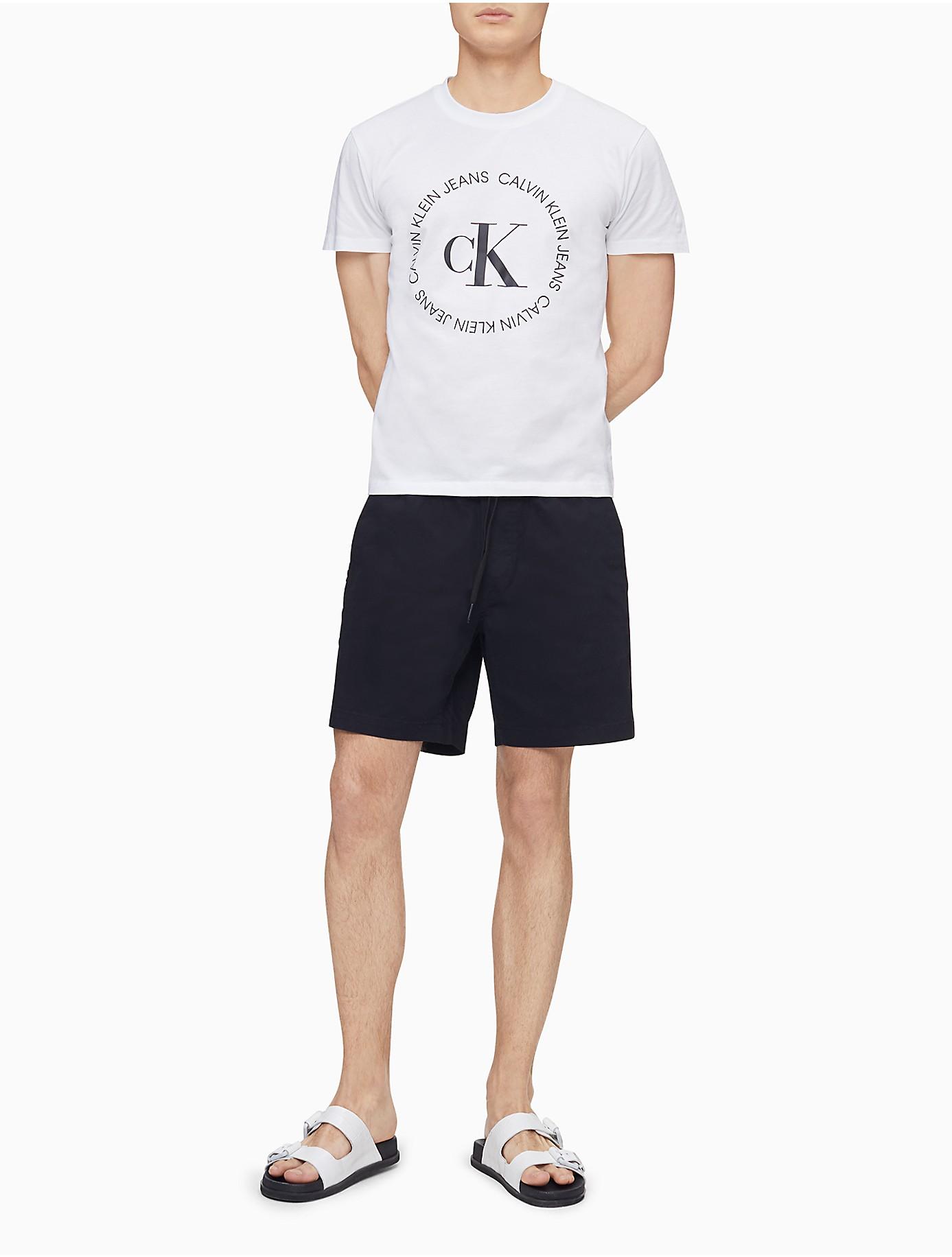 Calvin Klein Cotton Solid Straight Leg Pull-on 7" Shorts in Black for Men |  Lyst