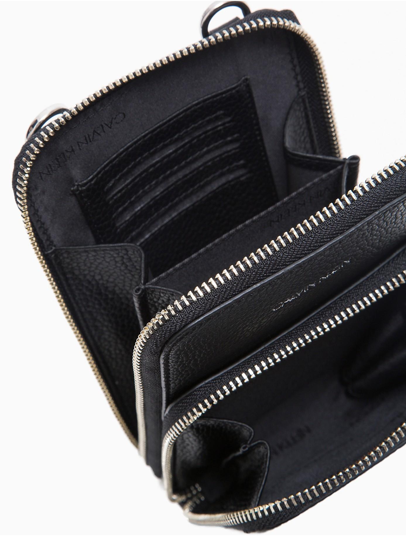 gerucht Word gek esthetisch Calvin Klein Ruby Mini Crossbody Bag in Black | Lyst