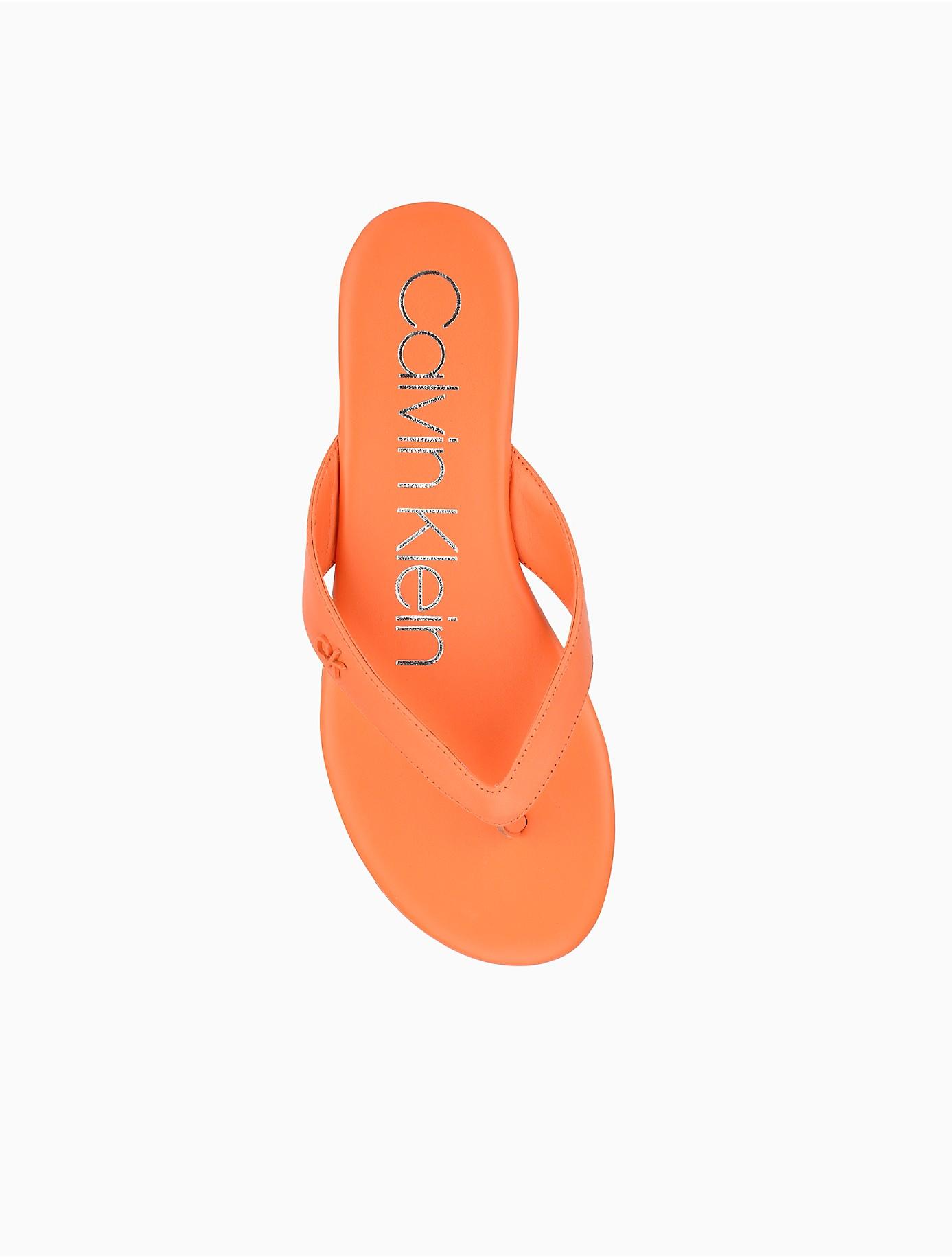 calvin klein sabella leather flip flops