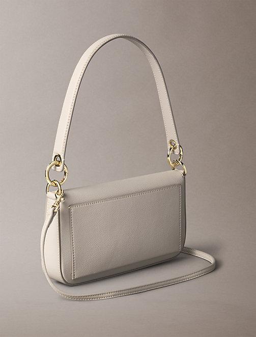 Calvin Klein Wandelbare Schultertasche in Grau Lyst DE