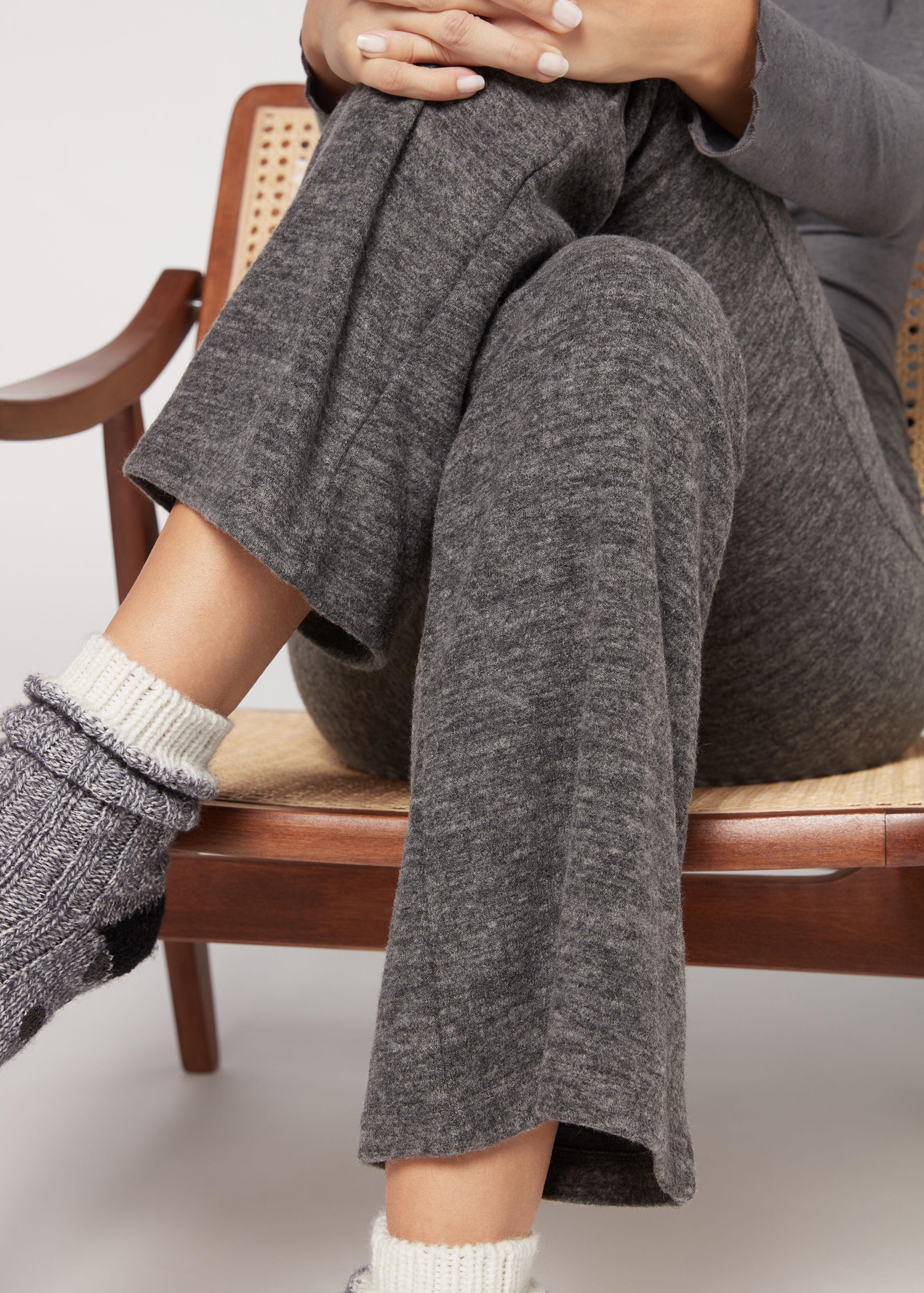 Leggings comfort flare con cashmere di Calzedonia in Grigio | Lyst