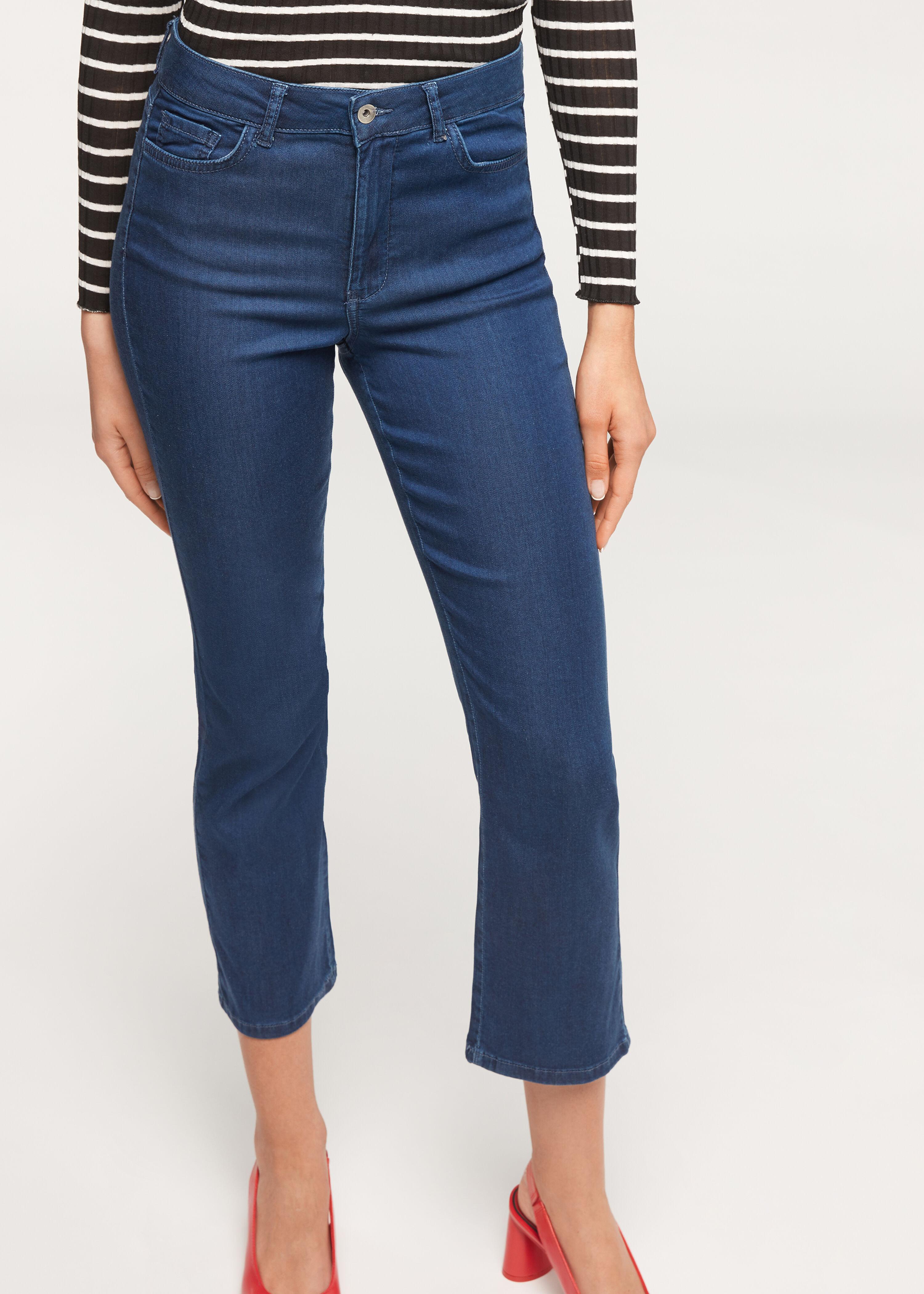 Jeans cropped a light denim zampa eco di Calzedonia in Blu | Lyst
