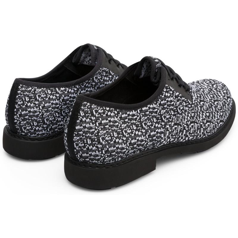 Chaussures Oxford Camper Neuman K100496 - En Cuir, Coupe étroite, Semelle Plate