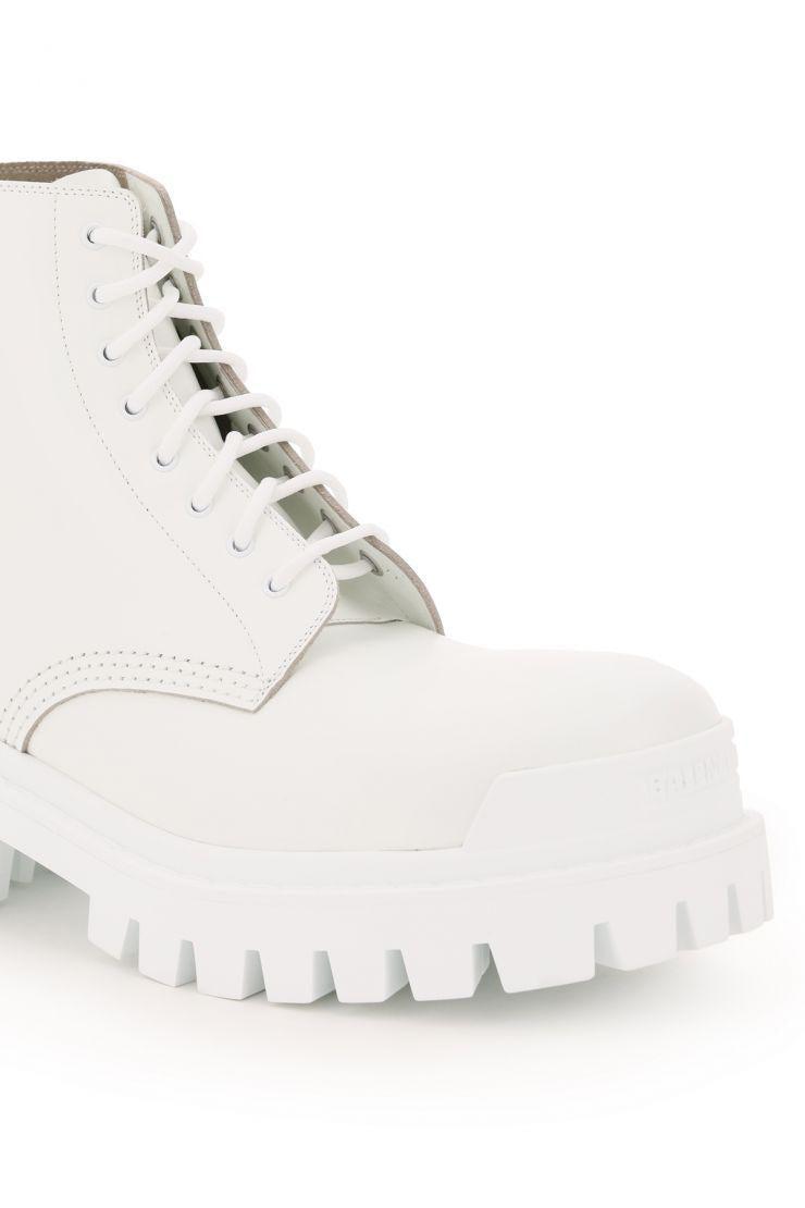 Balenciaga Leather Combat Strike Boots in White | Lyst