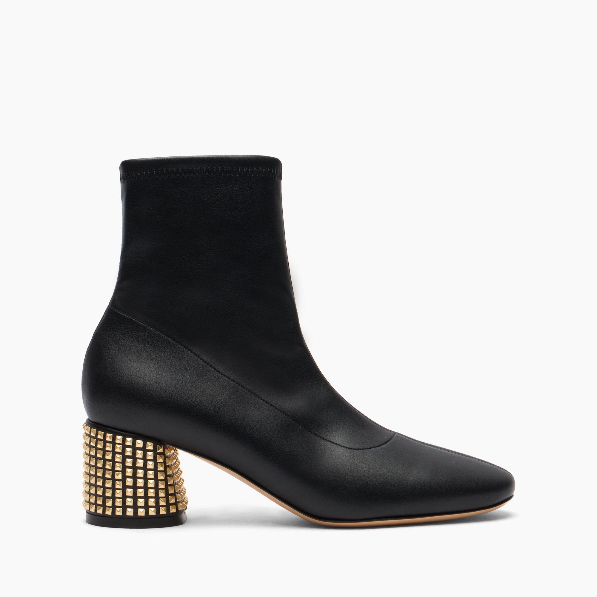ショートブーツ・ブーティ CASADEI Woman Flat ankle boots Silver 1R444W0801TECHN 9701 Ankle boots: heeled booties and Chelsea boots | Casadei®