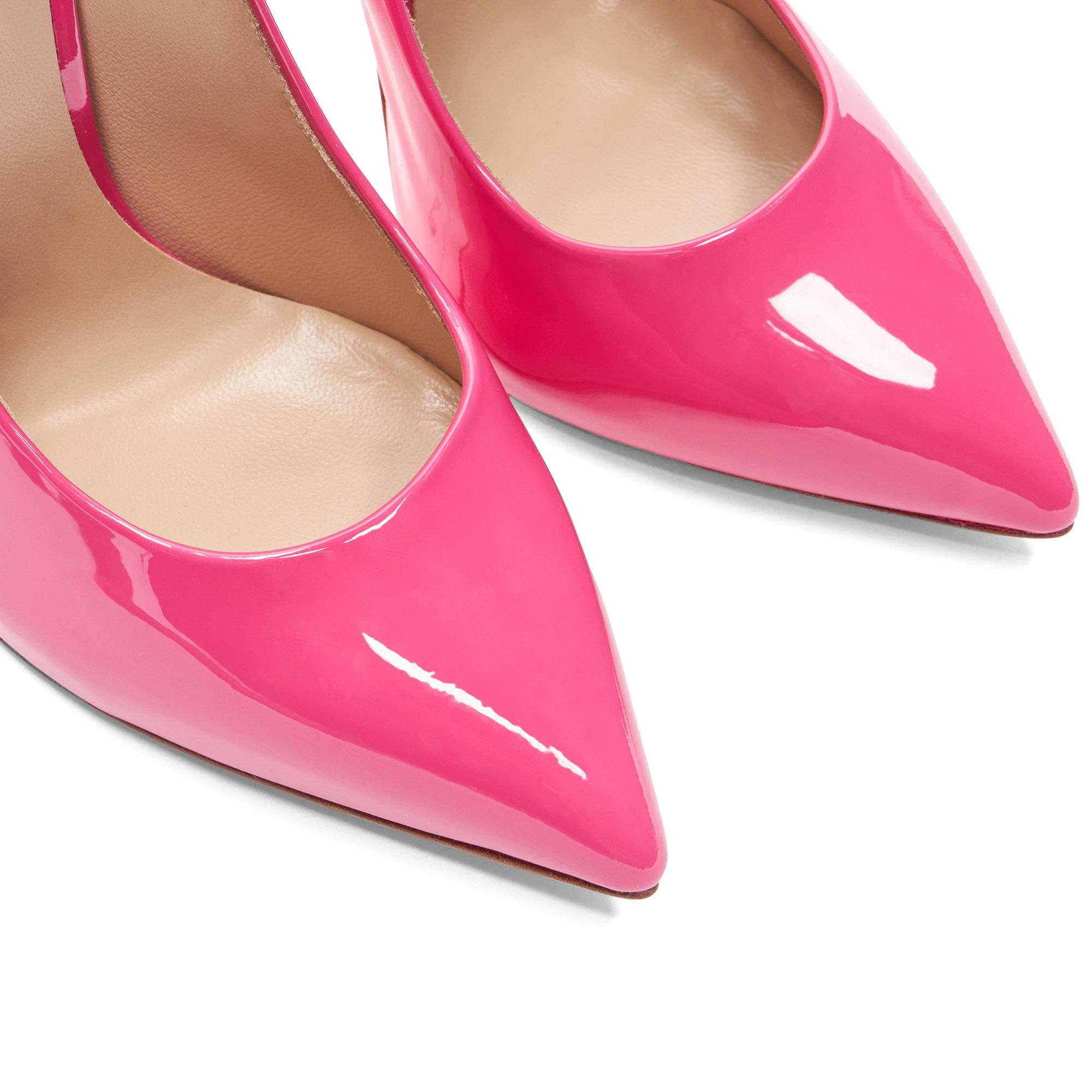 Pink patent cheap leather pumps